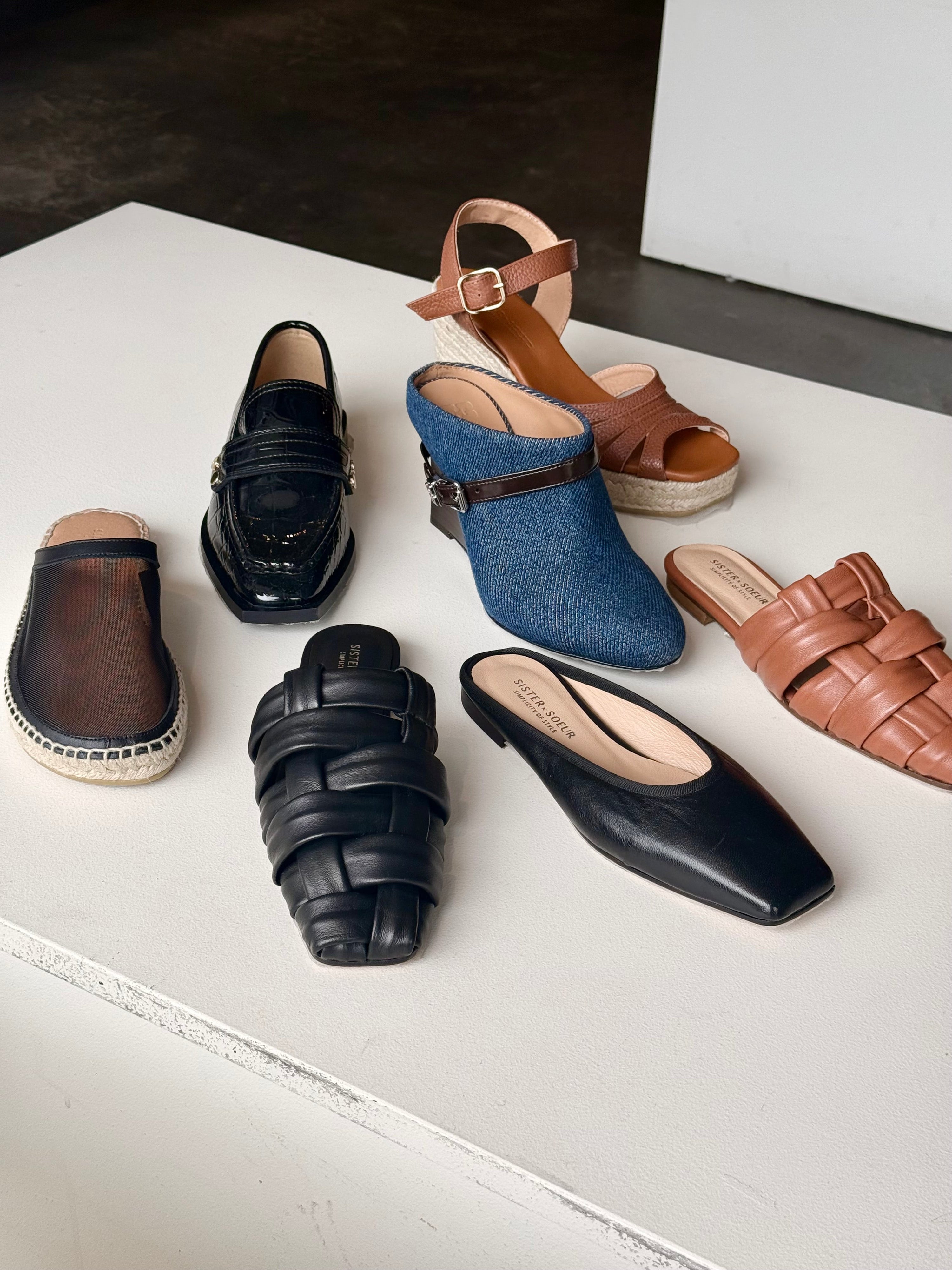 WOMENS FOOTWEAR