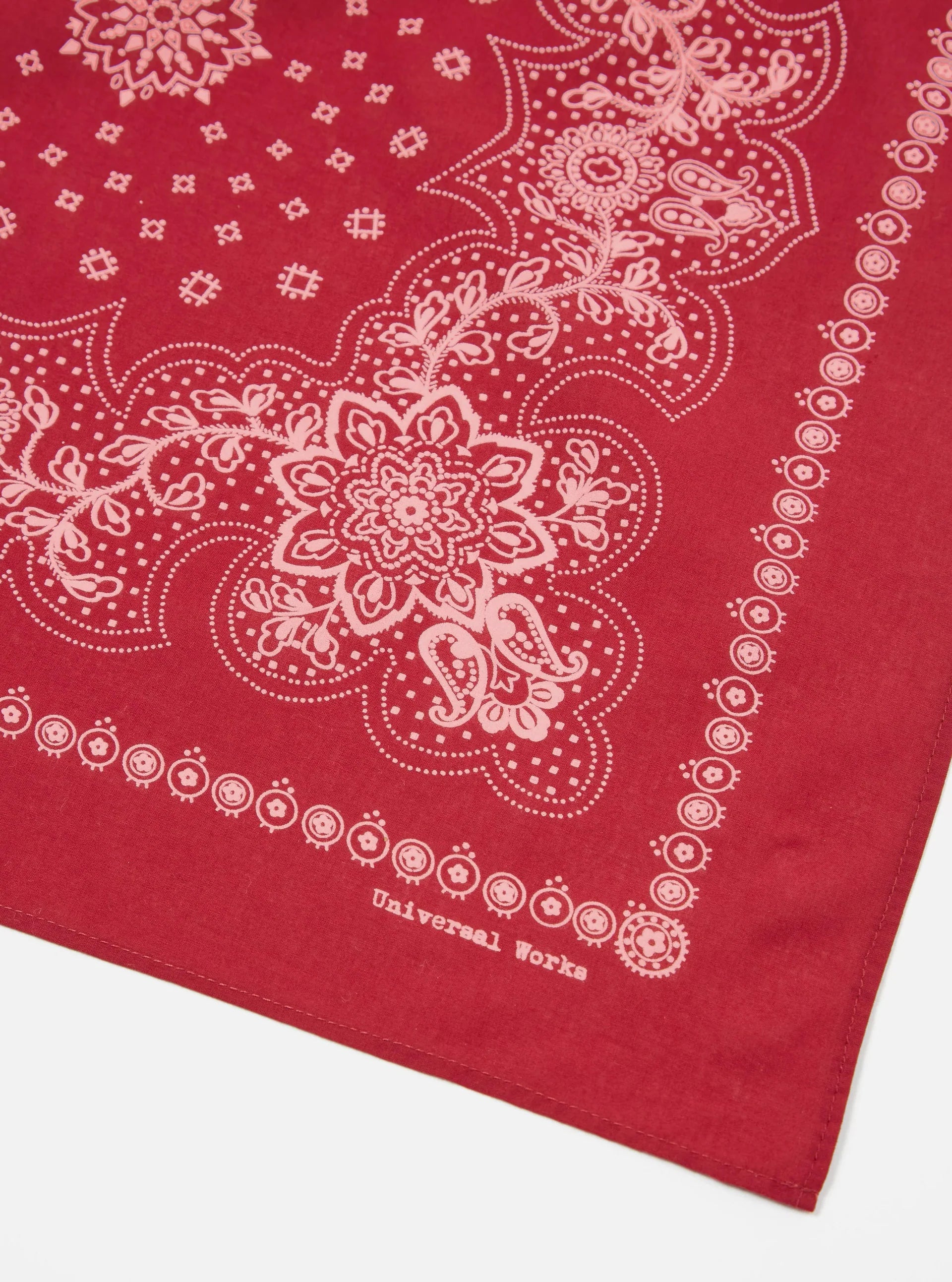 UNIVERSAL WORKS Classic Bandana Neckerchief | Red LEO BOUTIQUE