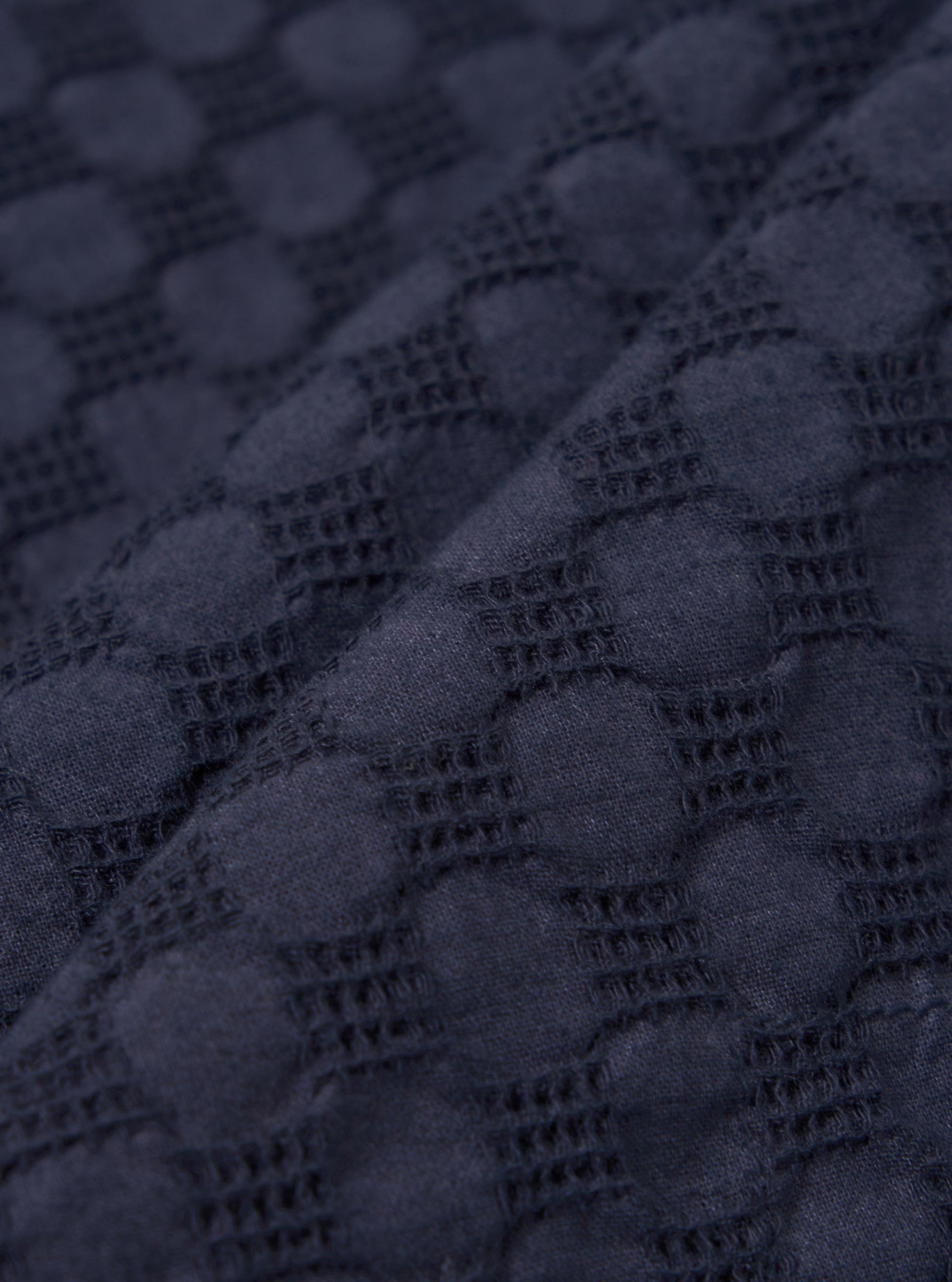 UNIVERSAL WORKS Road Shirt | Navy LEO BOUTIQUE 