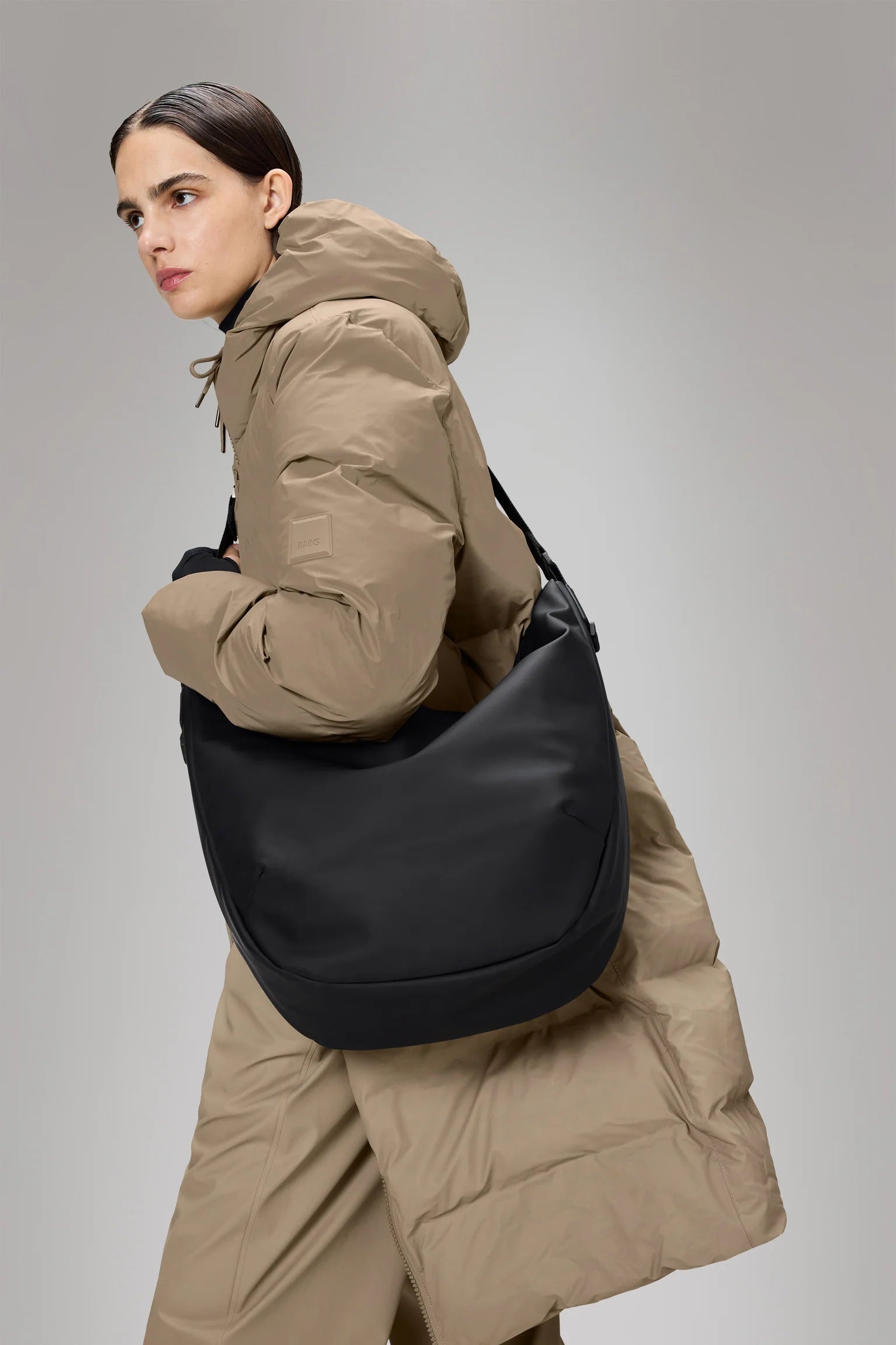 RAINS Valera Shouler Bag Large | Black LEO BOUTIQUE