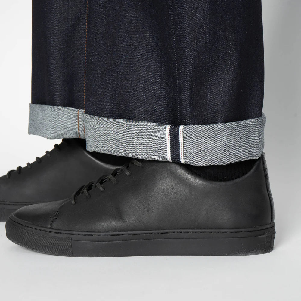 NAKED AND FAMOUS Strong Guy | Solid Black Selvedge LEO BOUTIQUE