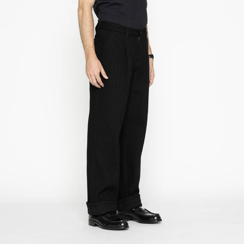 NAKED AND FAMOUS Pleated Trouser | Black Sugiaya LEO BOUTIQUE