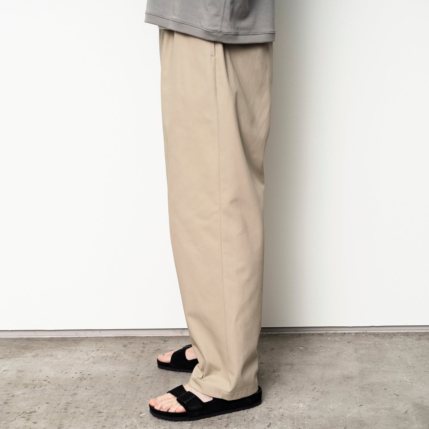 STILL BY HAND High Twist Pants | Khaki/Beige LEO BOUTIQUE