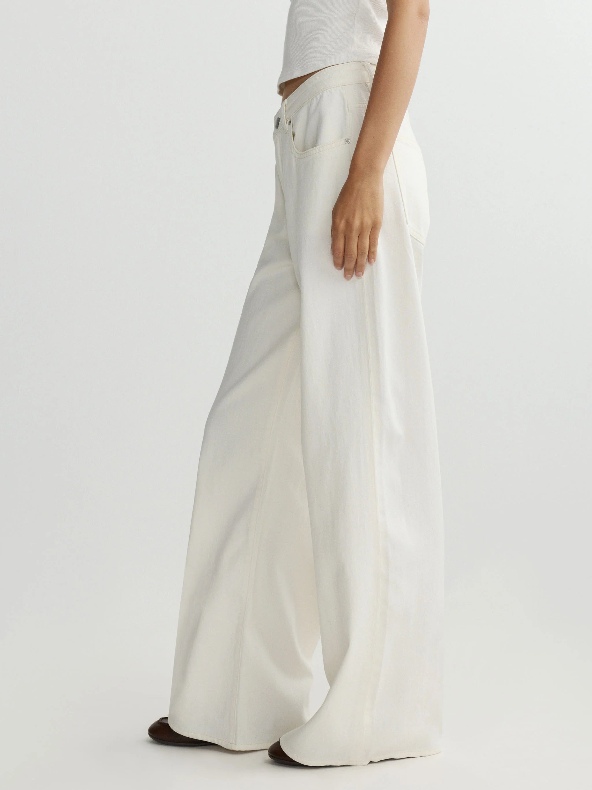 LEO BOUTIQUE Alex Relaxed Wide Leg Aura | Eggshell DL 1961