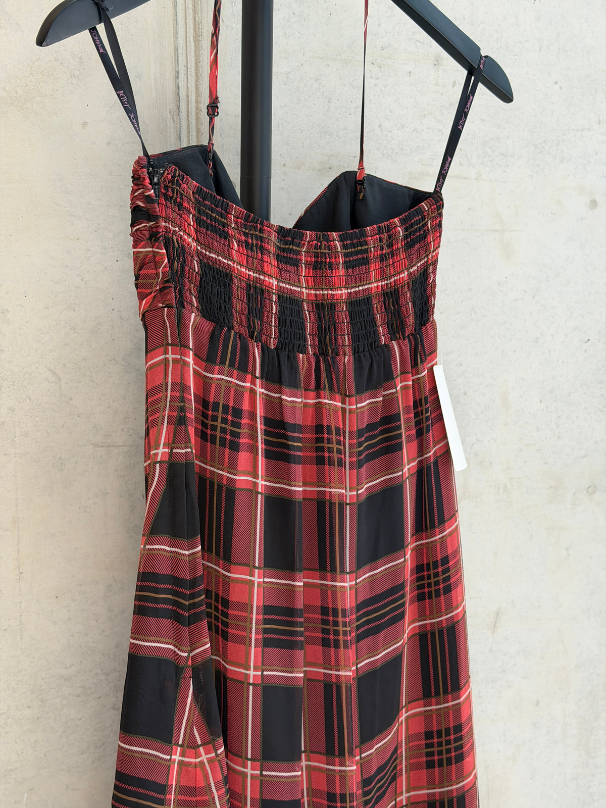 LEO RELOVED 2 Betsey Johnson Red Plaid Dress