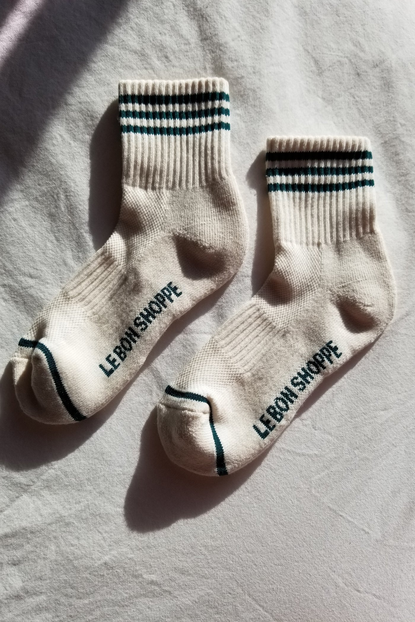 LEO BOUTIQUE Girlfriend Socks Egret LE BON SHOPPE 