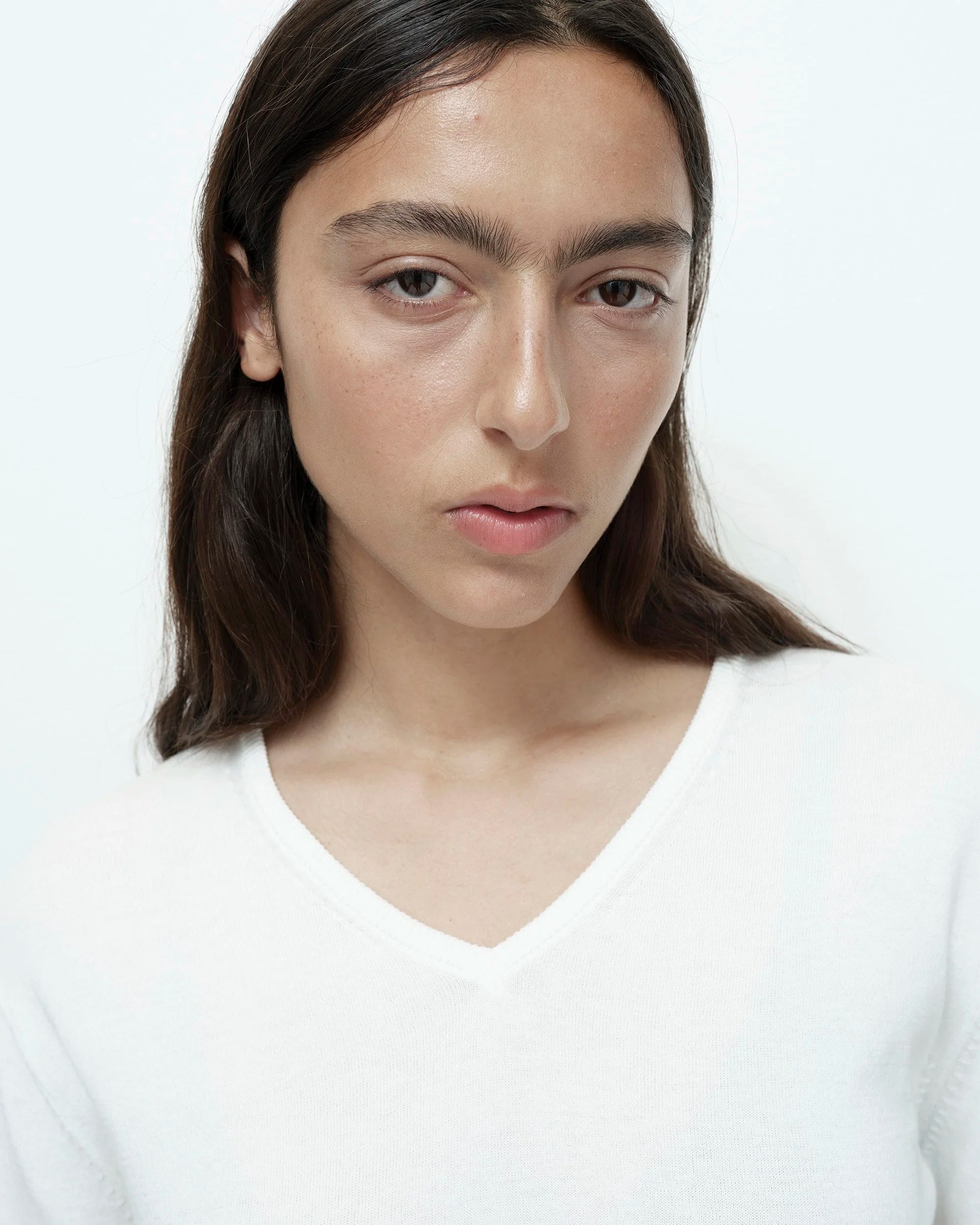 LEO BOUTIQUE Cotton Blend V-Neck Knit Top | White MIJEONG PARK 