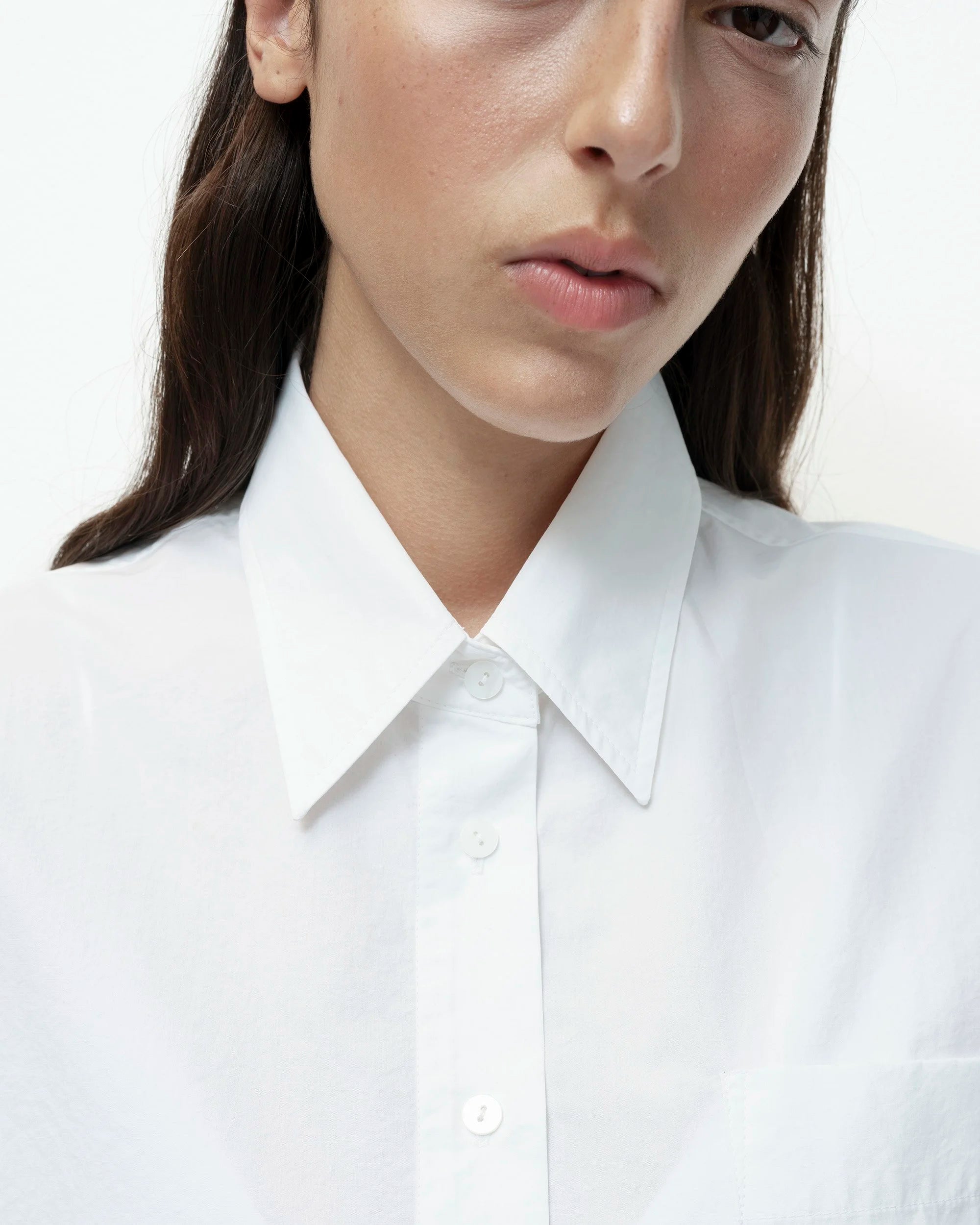 LEO BOUTIQUE Short Sleeve Cotton Shirt | White MIJEONG PARK