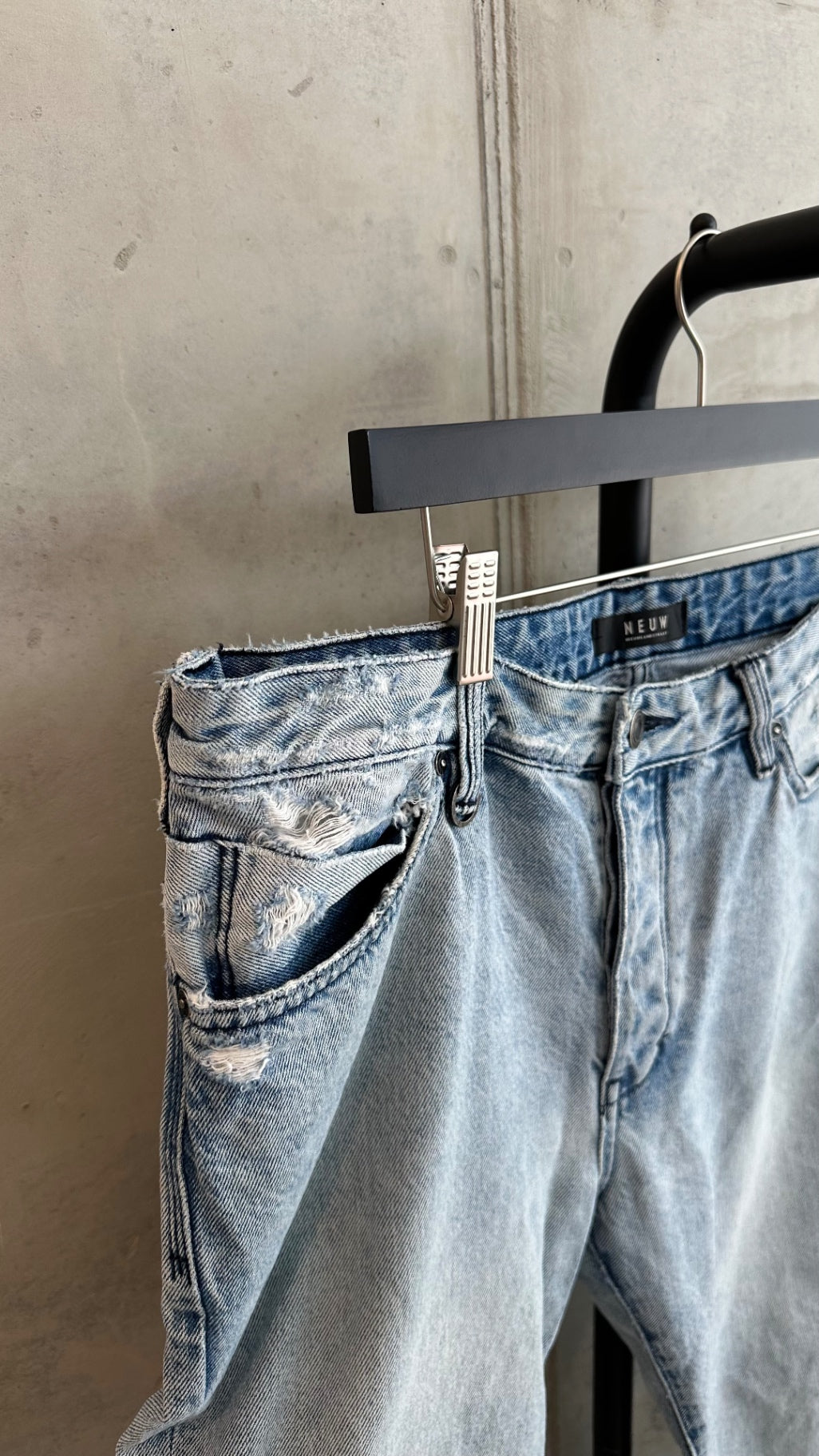 LEO RELOVED NEUW 33 Light Blue Denim Jeans