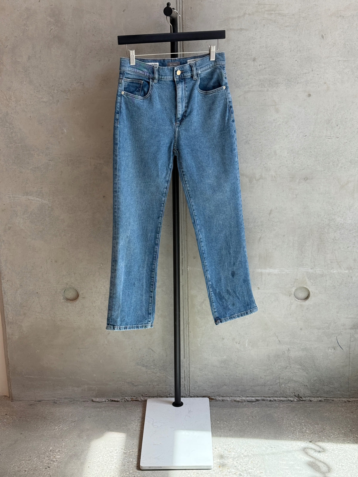 LEO RELOVED DL 1961 27 Light blue