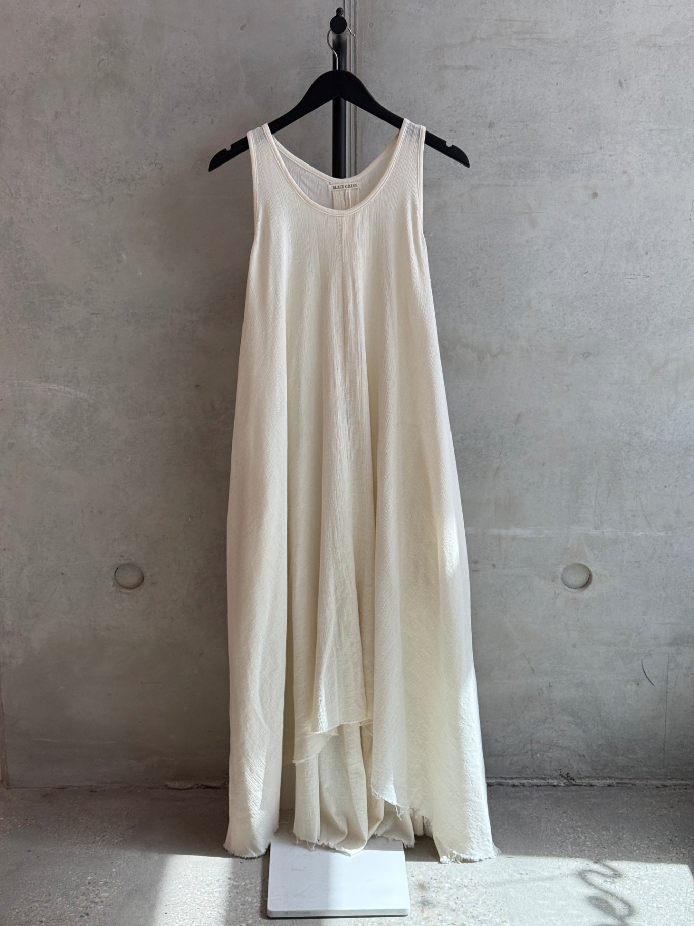 LEO RELOVED BLACK CRANE XS Ivory/Beige