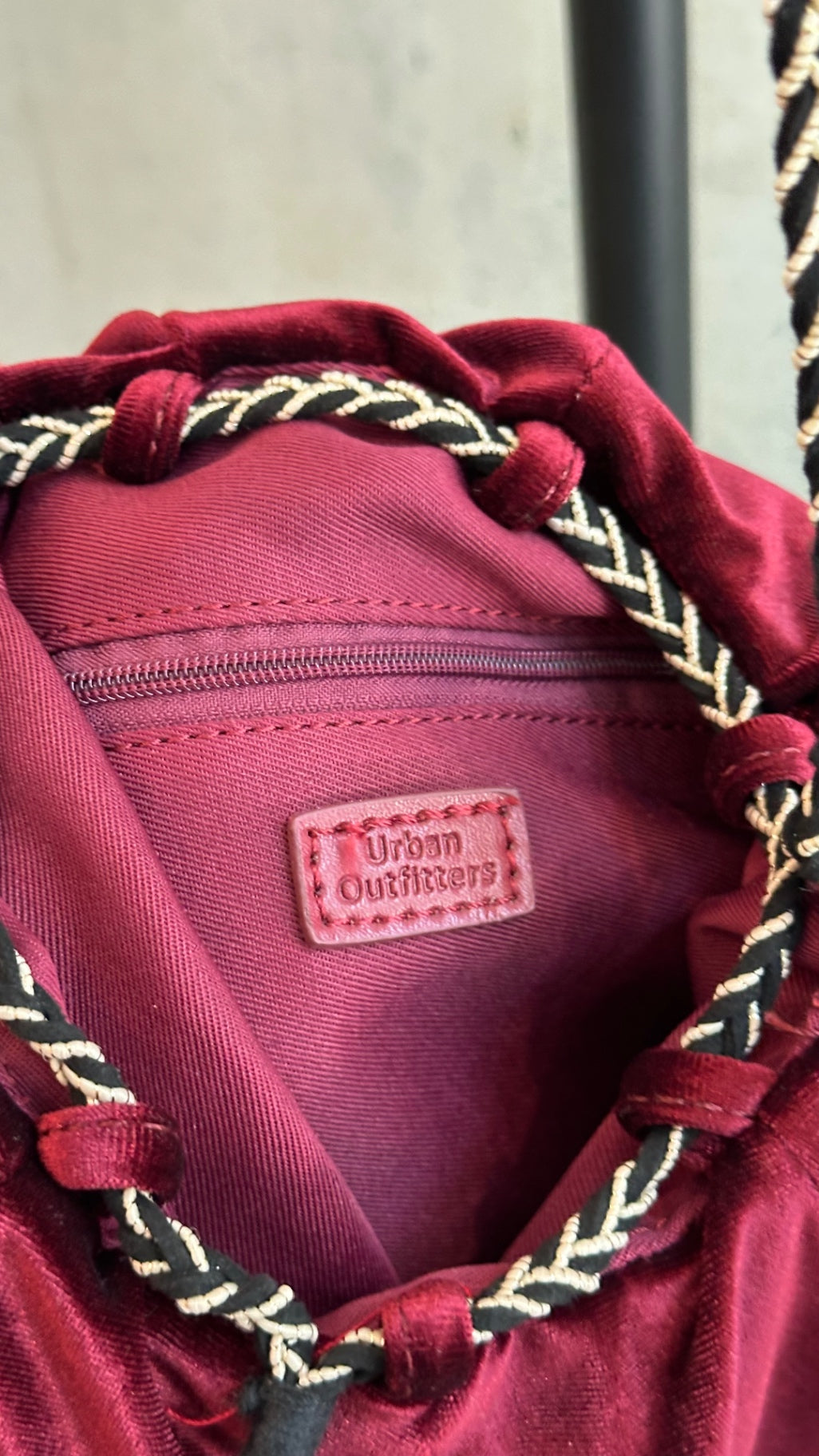LEO RELOVED Urban Small Burgundy Bag