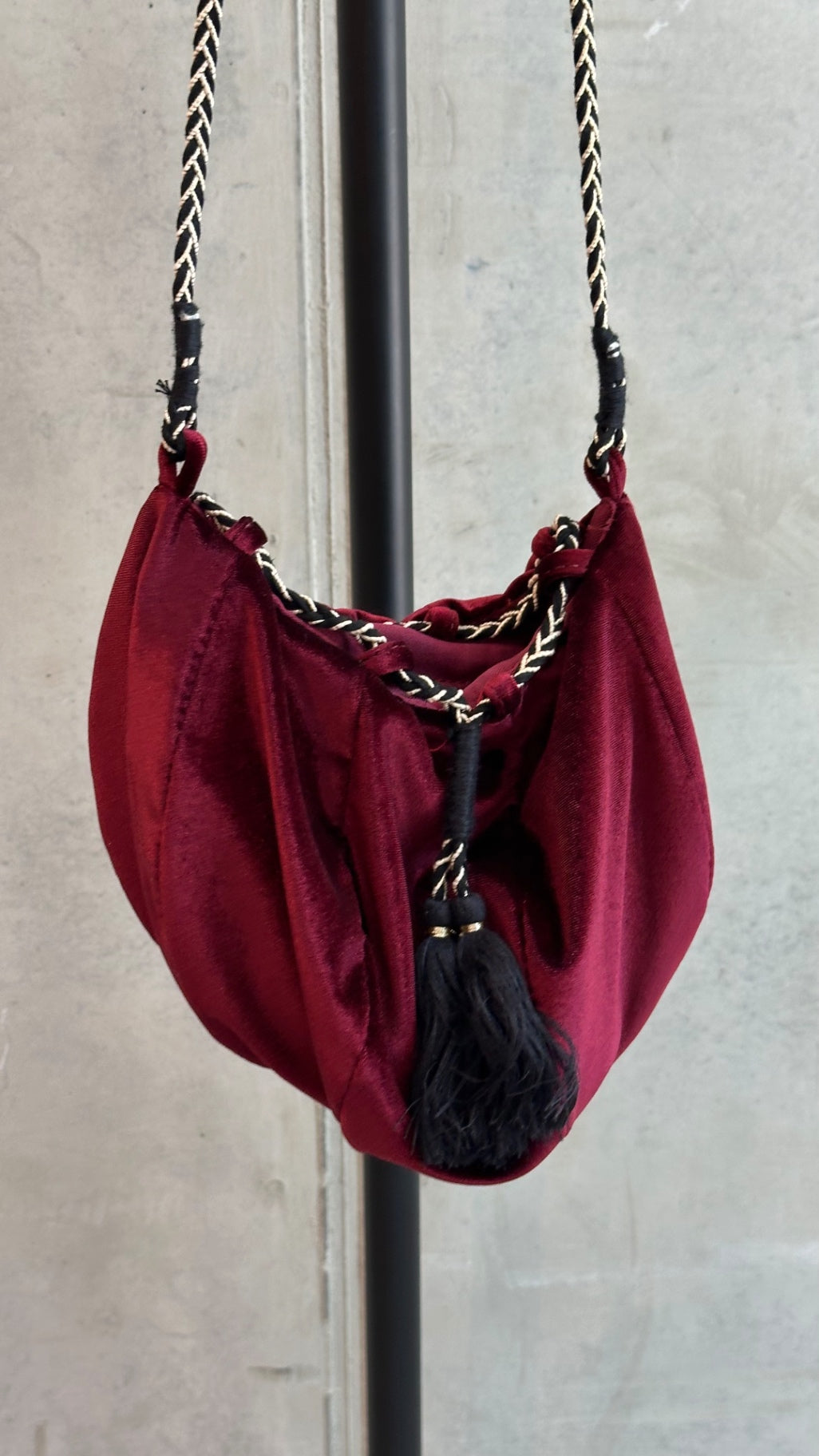 LEO RELOVED Urban Small Burgundy Bag