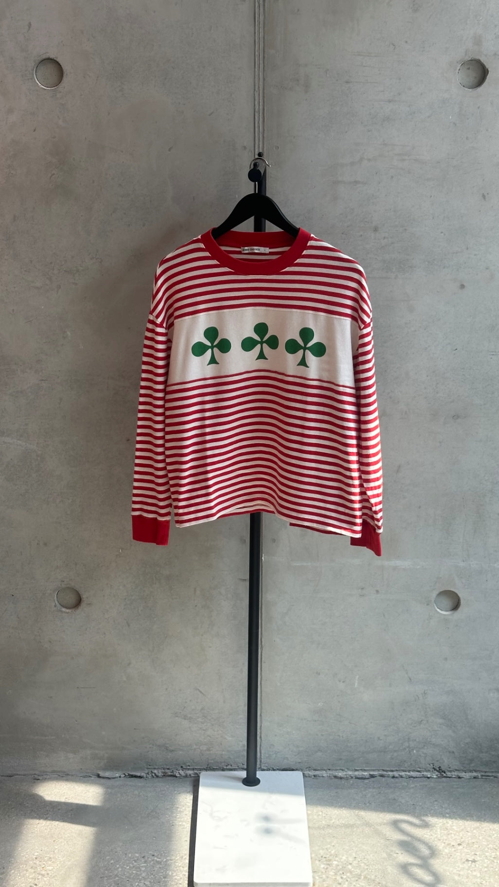 LEO RELOVED S Red clover S/L BOBO CHOSES