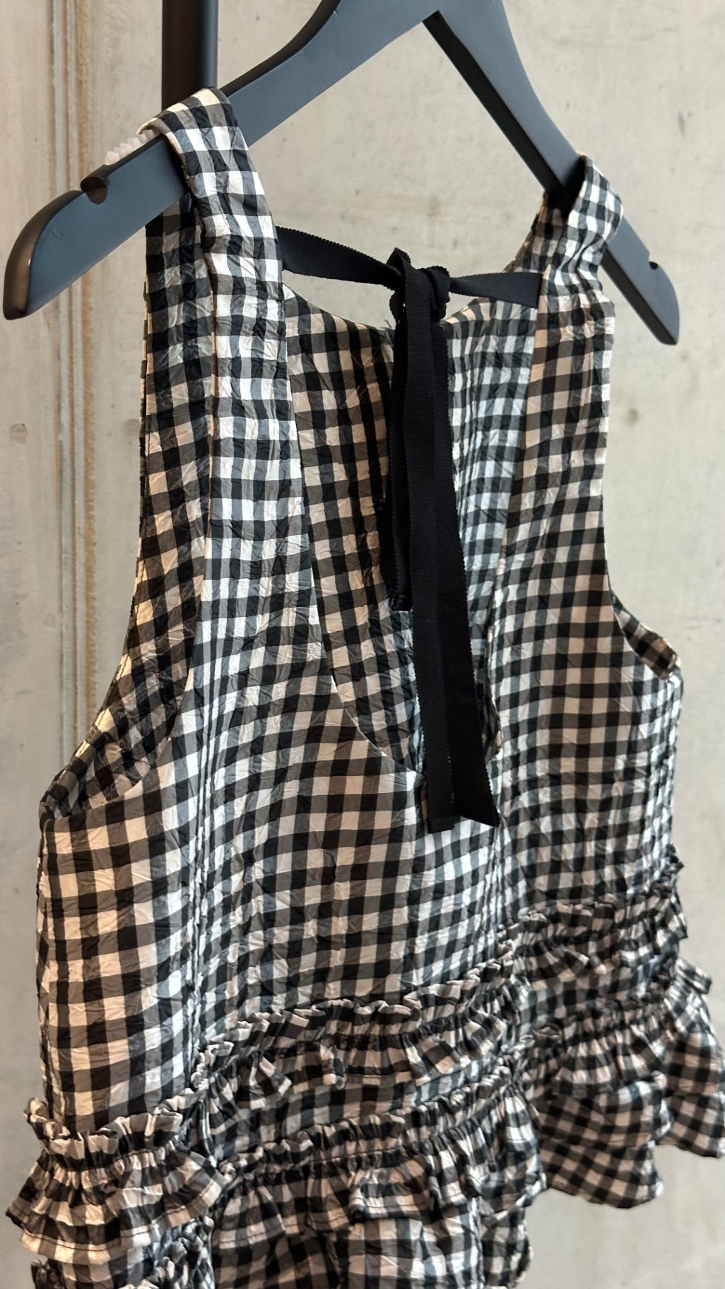 LEO RELOVED 36 Black & White GANNI