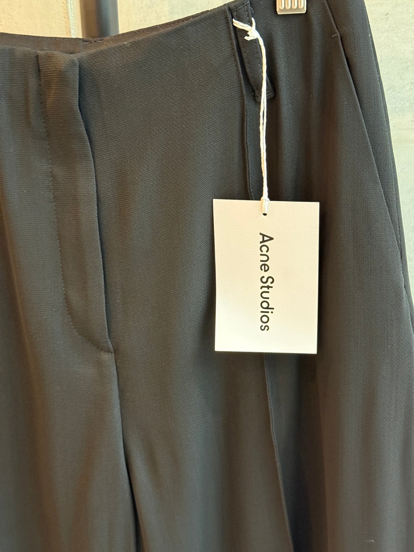 LEO RELOVED 34 EU / 2 US Black ACNE STUDIOS