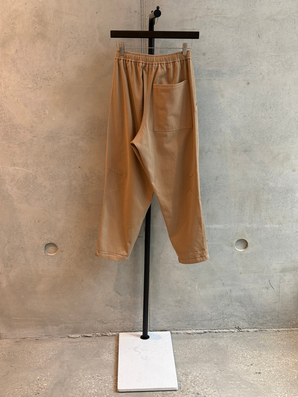 LEO RELOVED XS Beige A BRONZE AGE 