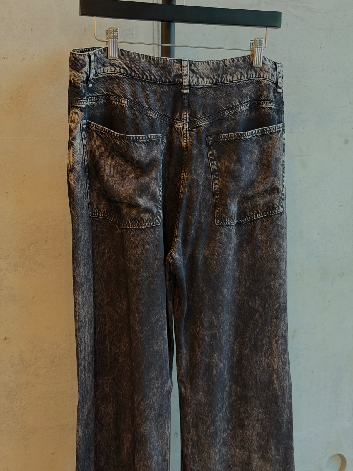 LEO RELOVED 40 Black/Beige Acne Studios