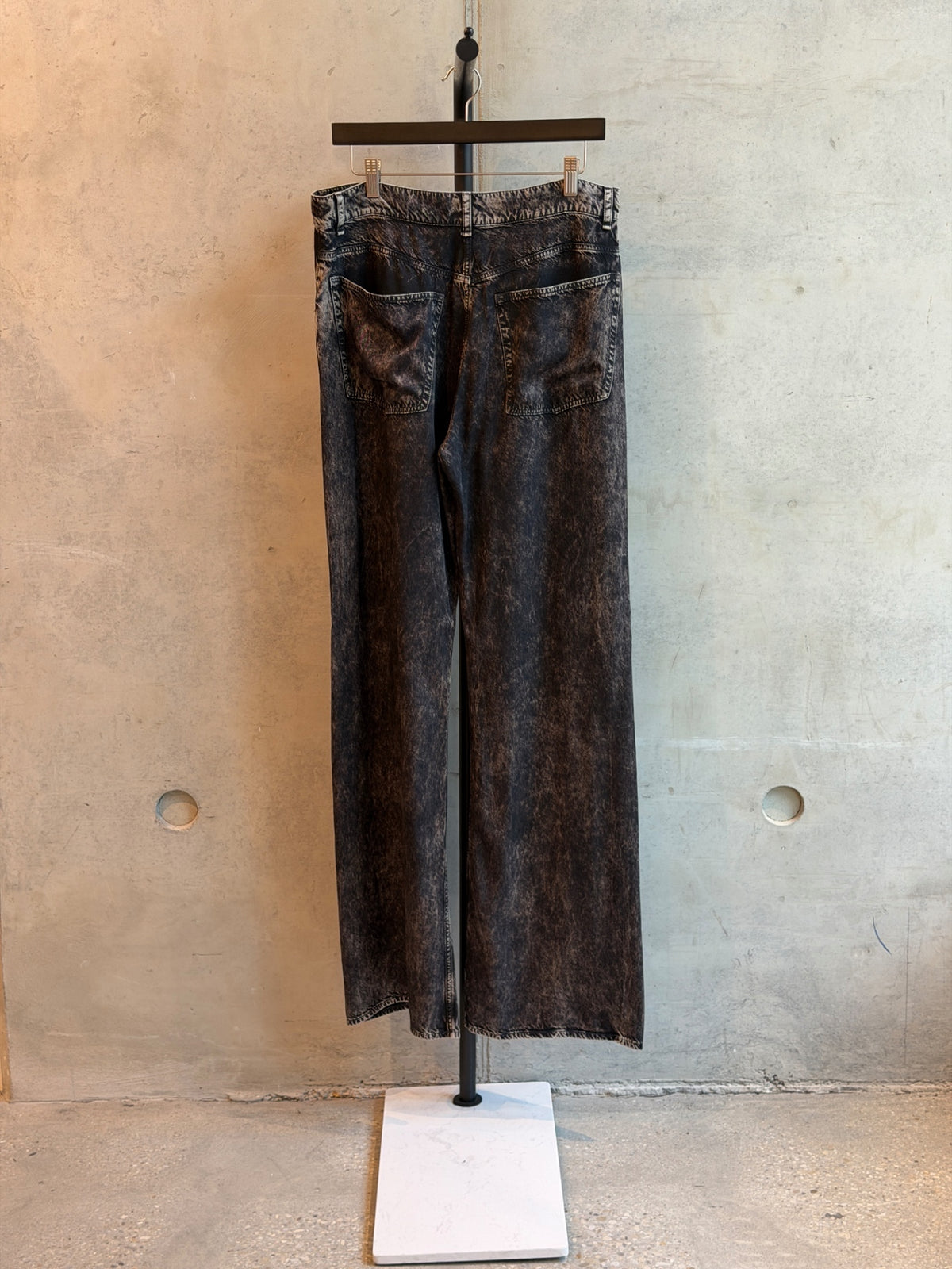 LEO RELOVED 40 Black/Beige Acne Studios