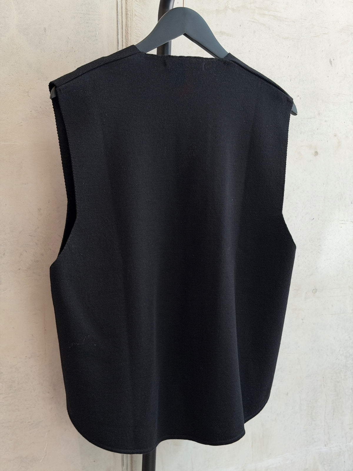 LEO RELOVED M Black Sibin Linnebjerg