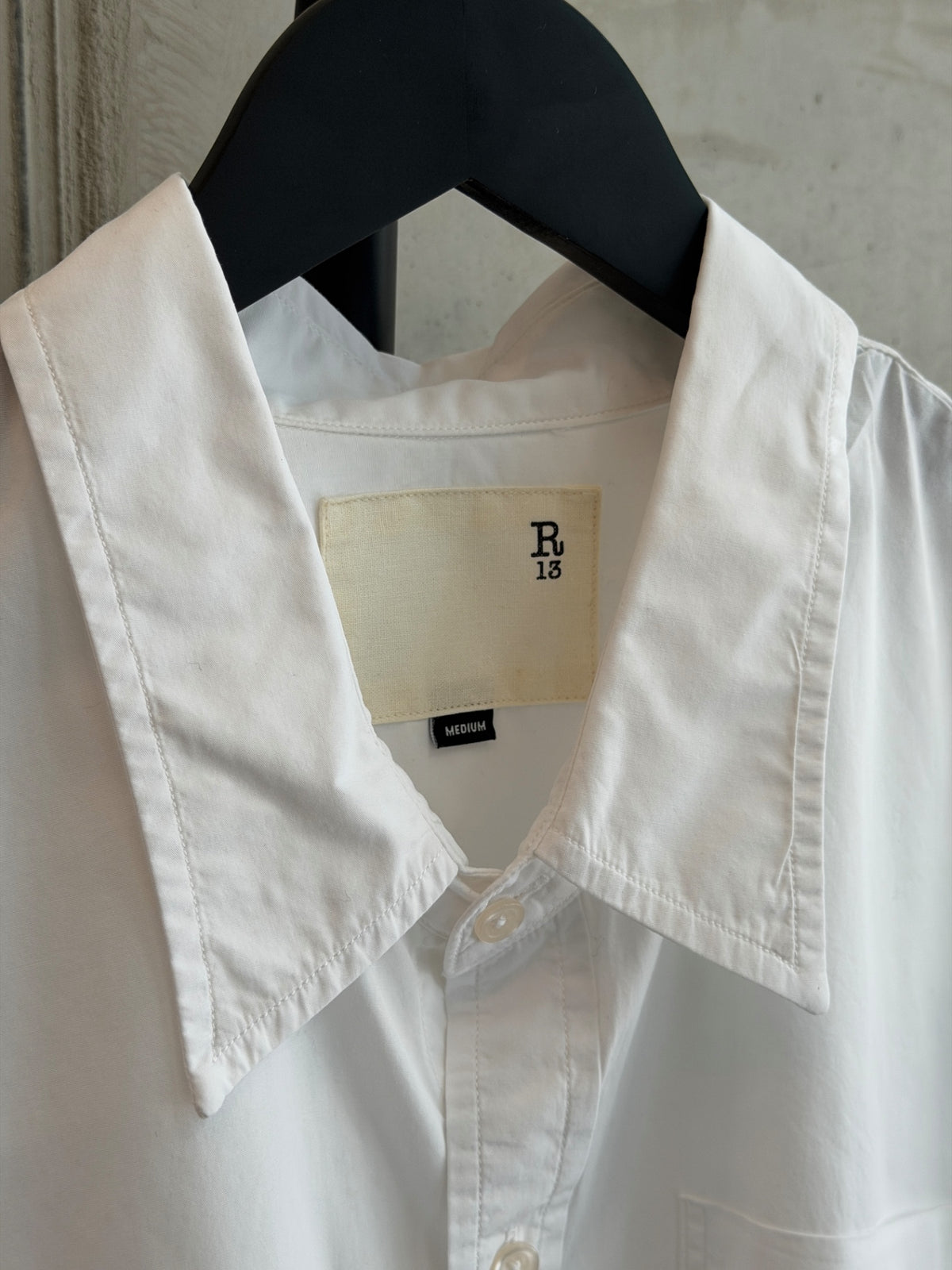 LEO RELOVED M White Button Up R 13