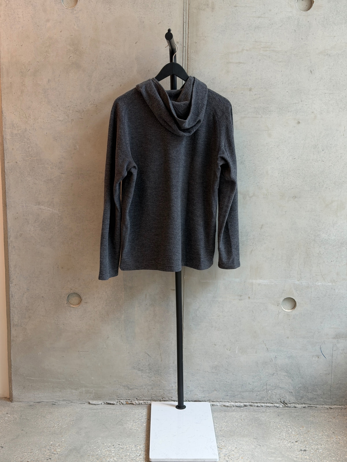 LEO RELOVED L Gray wings + horns