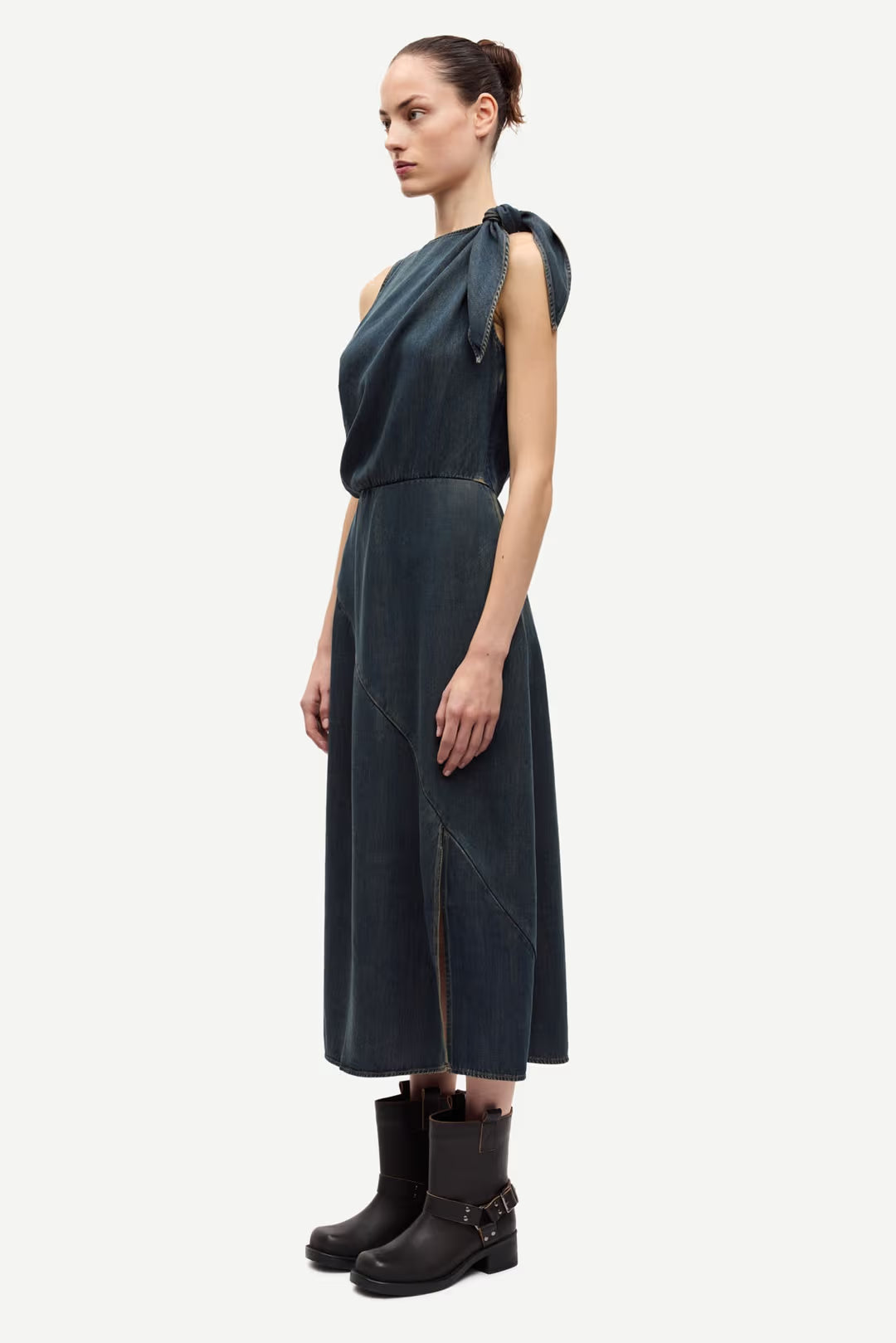 LEO BOUTIQUE Saalbas Washed Denim Dress | Burnt Oak SAMSOE SAMSOE