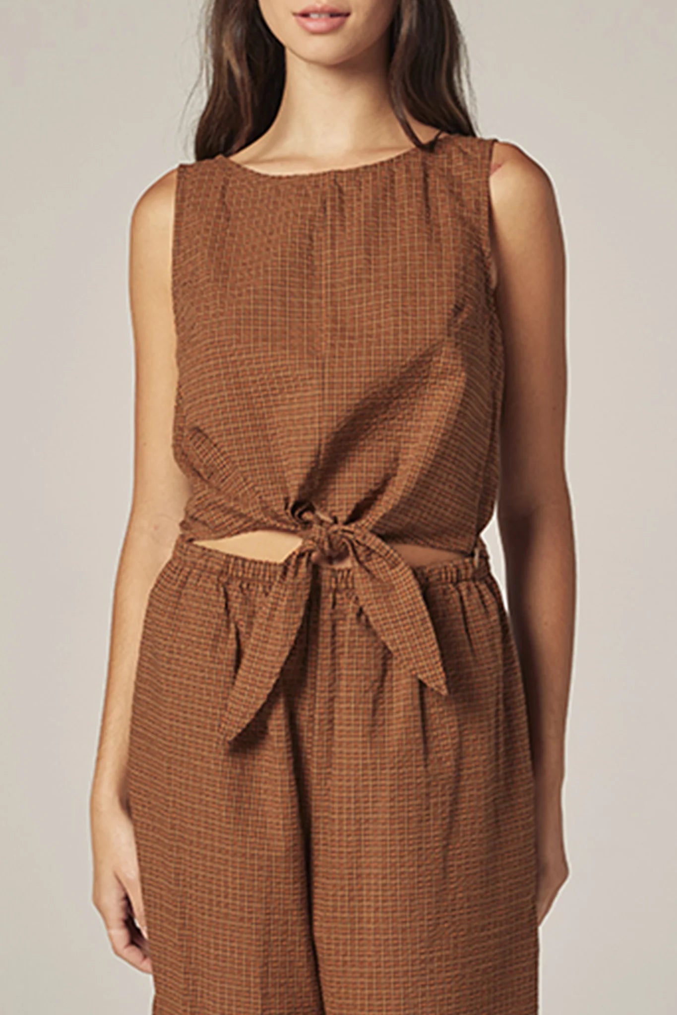 LEO BOUTIQUE Front Knot Tie Top | Brown/Orange AMENTE