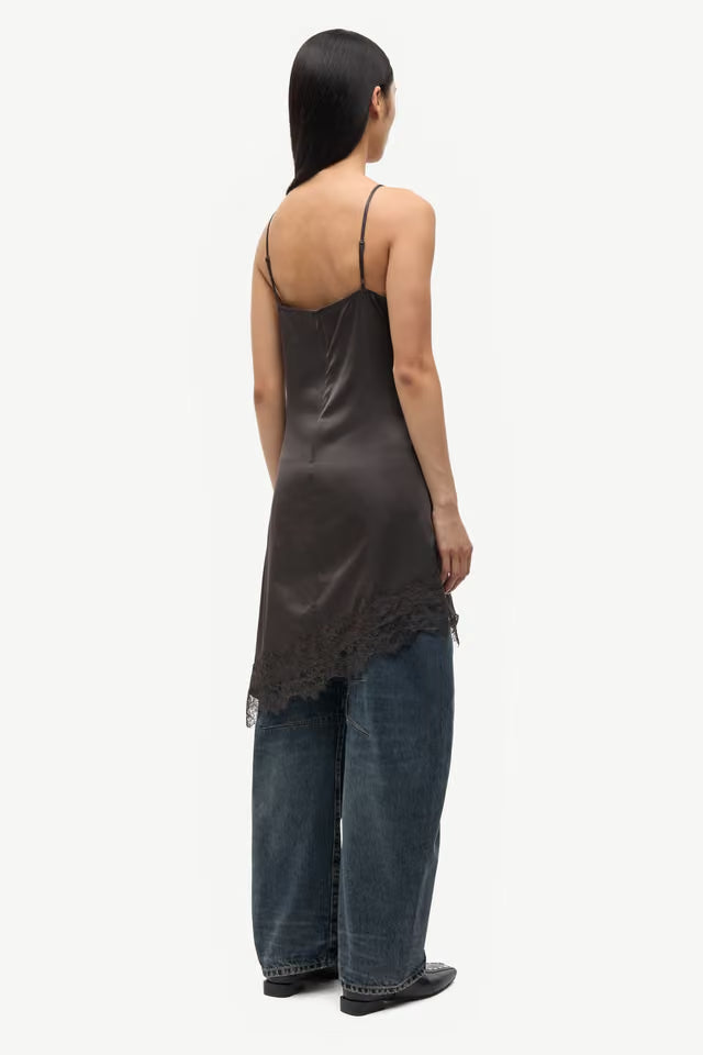 LEO BOUTIQUE Saebba Lace Dress | Mulch SAMSOE SAMSOE