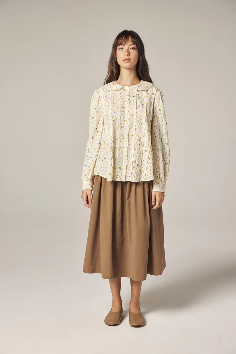 LEO BOUTIQUE Peter Pan Collar Shirt | Cream / Yellow AMENTE