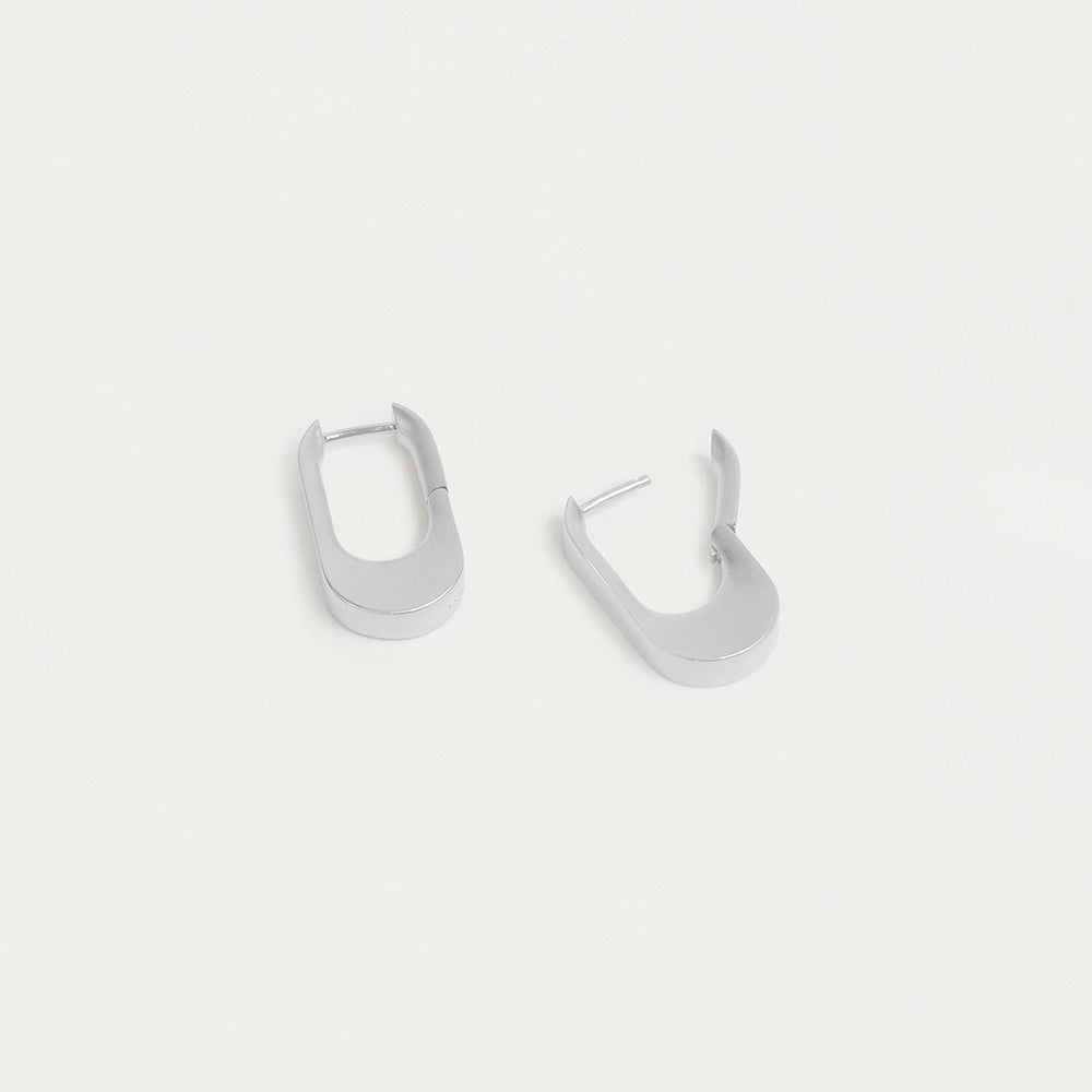 DEAN DAVIDSON Crosby Hinged Huggie Hoops | Silver E1069-S LEO BOUTIQUE