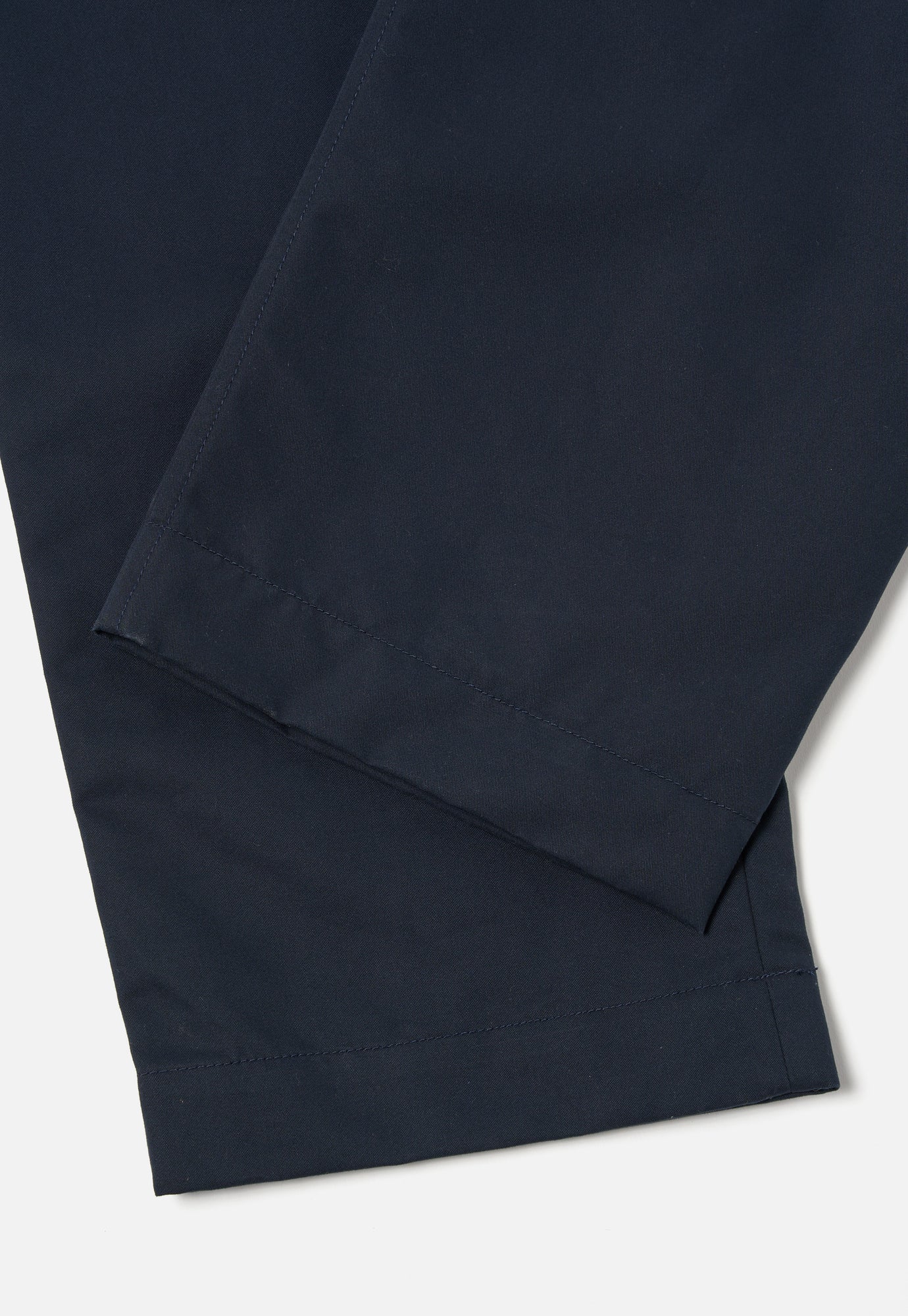 UNIVERSAL WORKS Duke Pant | Navy LEO BOUTIQUE