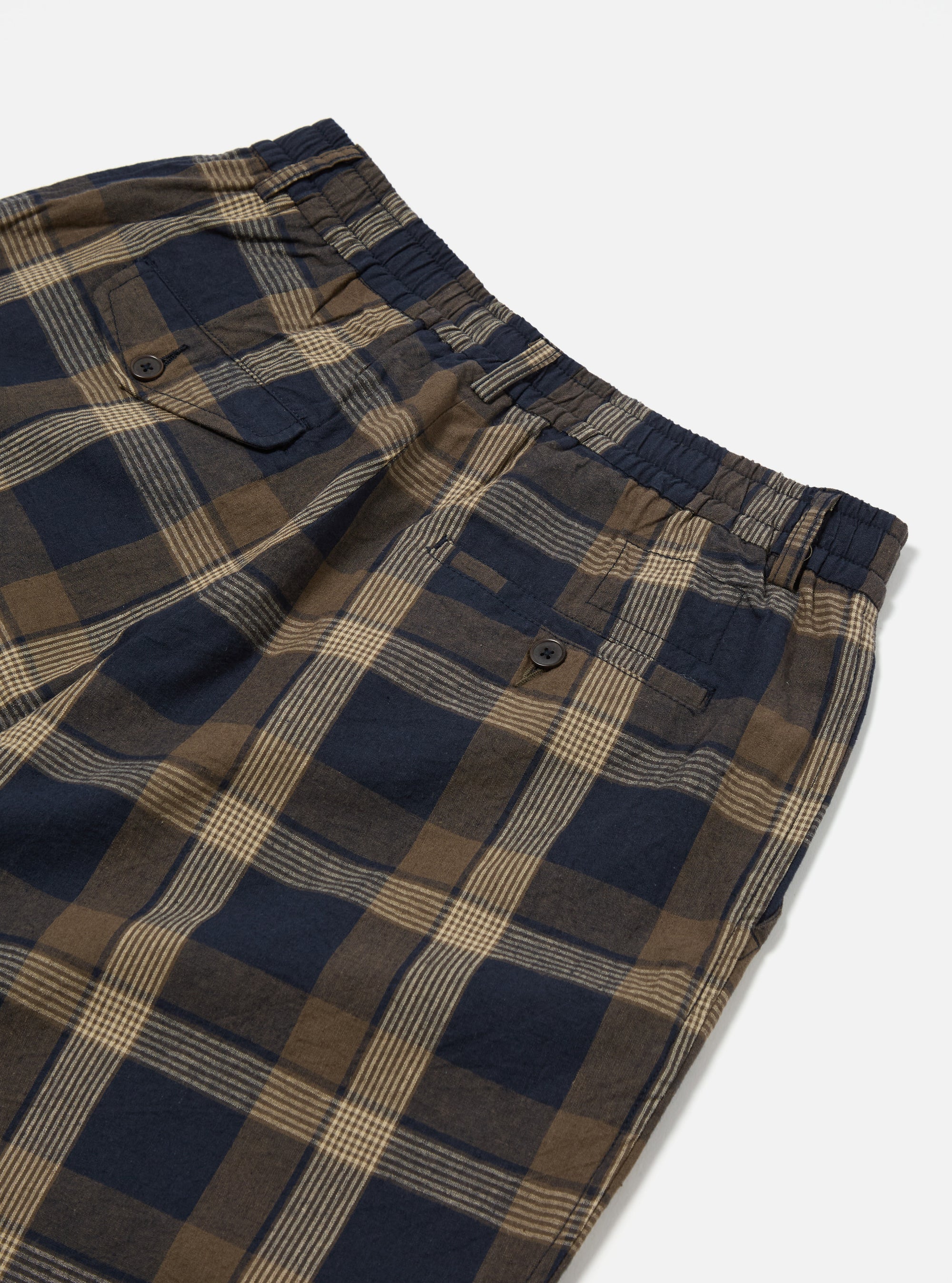UNIVERSAL WORKS Pleated track Short | Navy/Brown LEO BOUTIQUE