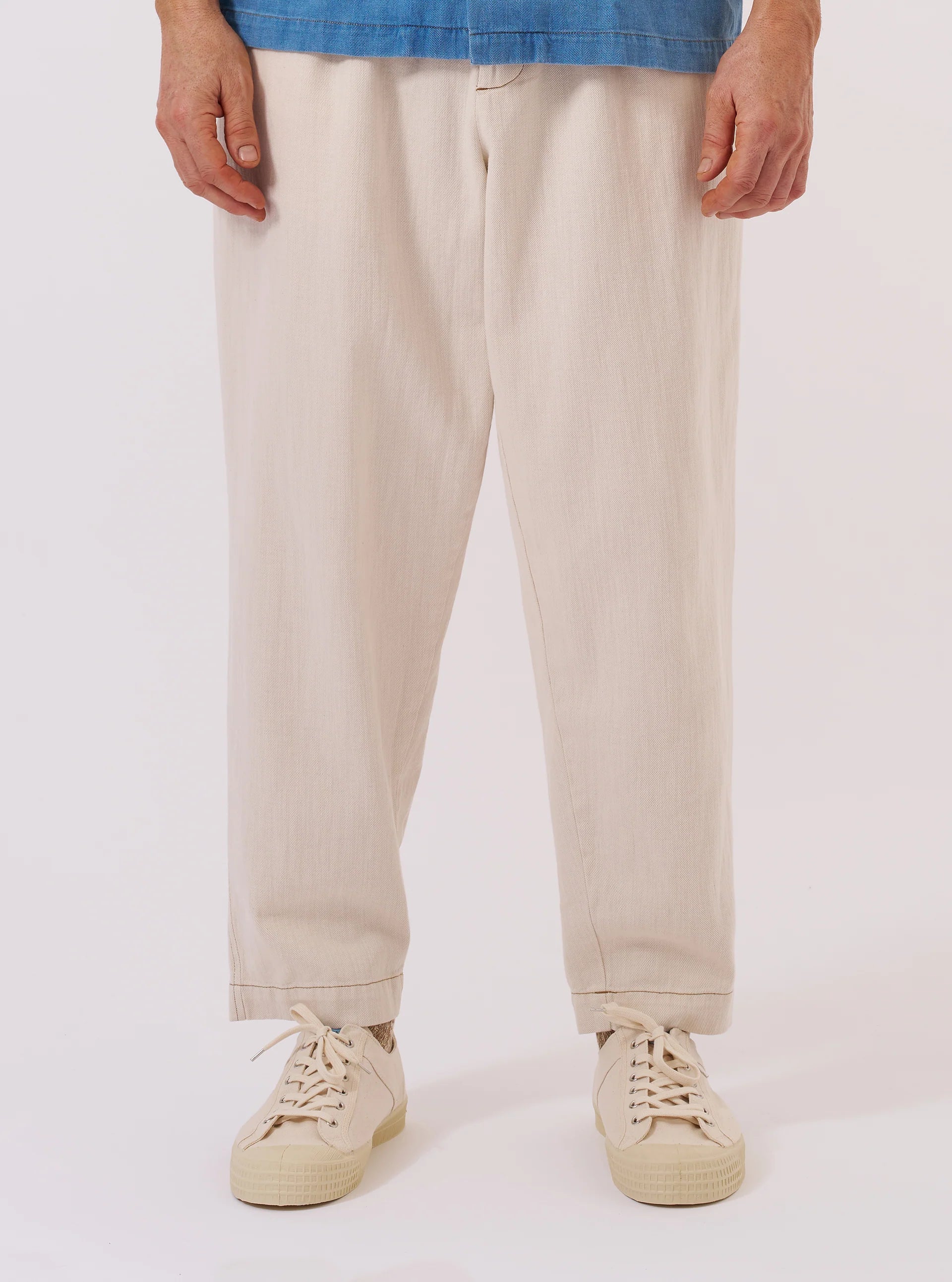 UNIVERSAL WORKS Pleated Track Pant | Ecru LEO BOUTIQUE