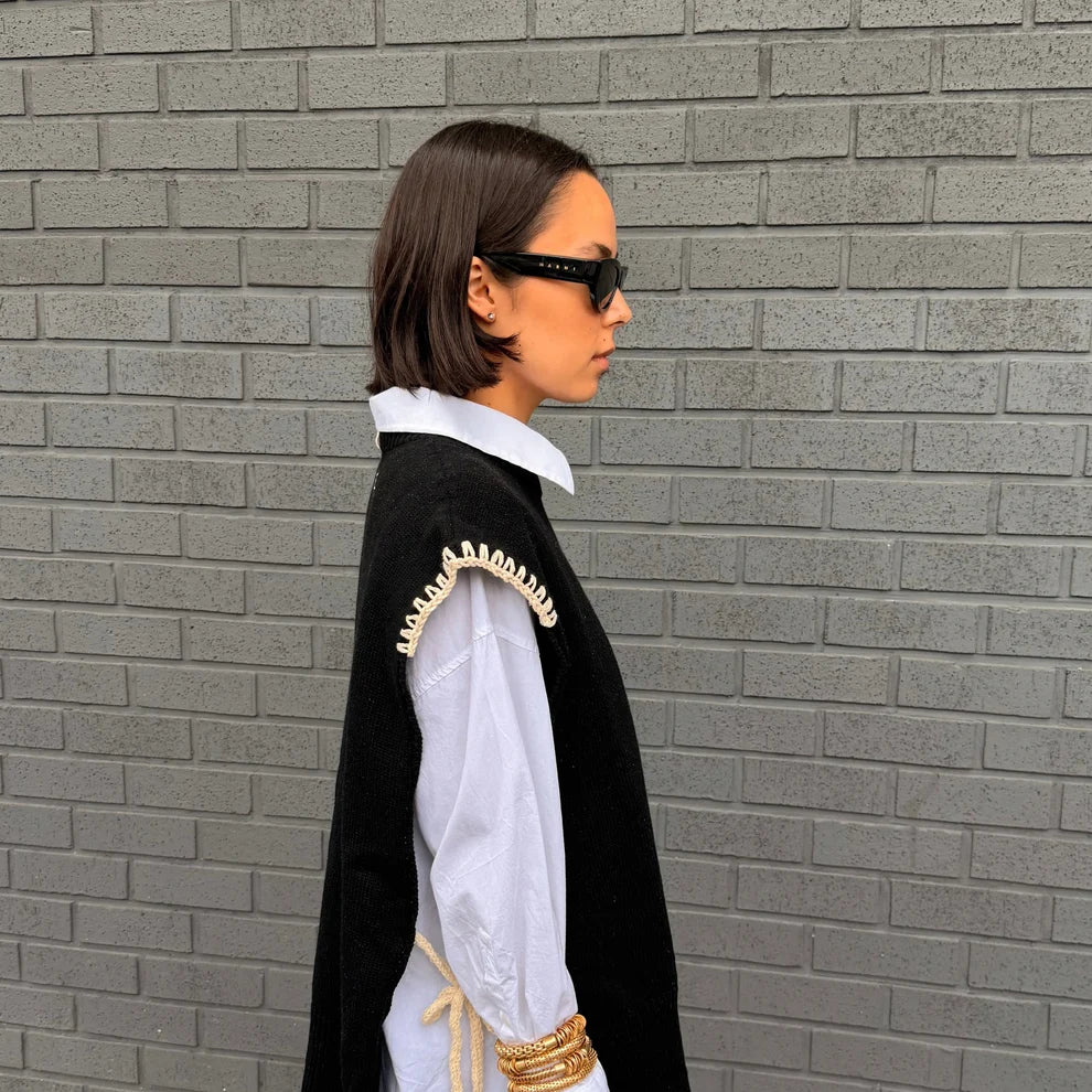 GIVEH Rú Vest | Black LEO BOUTIQUE