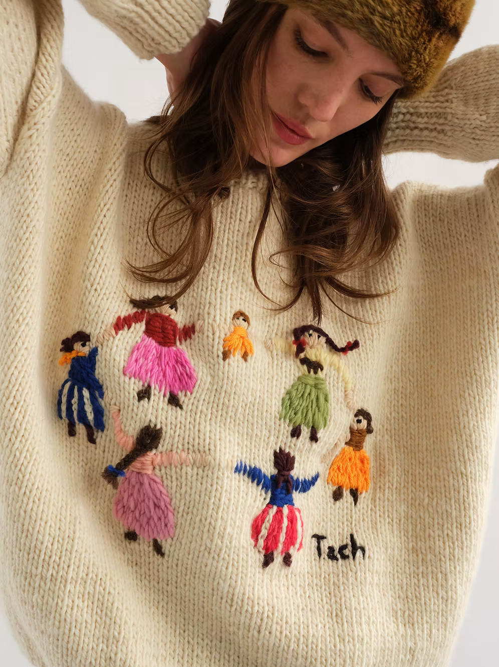 LEO BOUTIQUE Alegria Knit Hand Embroidered Sweater | Cream TACH