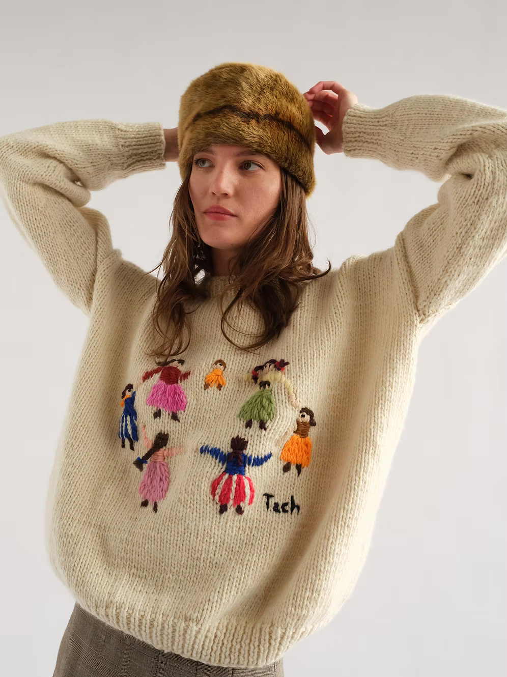 LEO BOUTIQUE Alegria Knit Hand Embroidered Sweater | Cream TACH