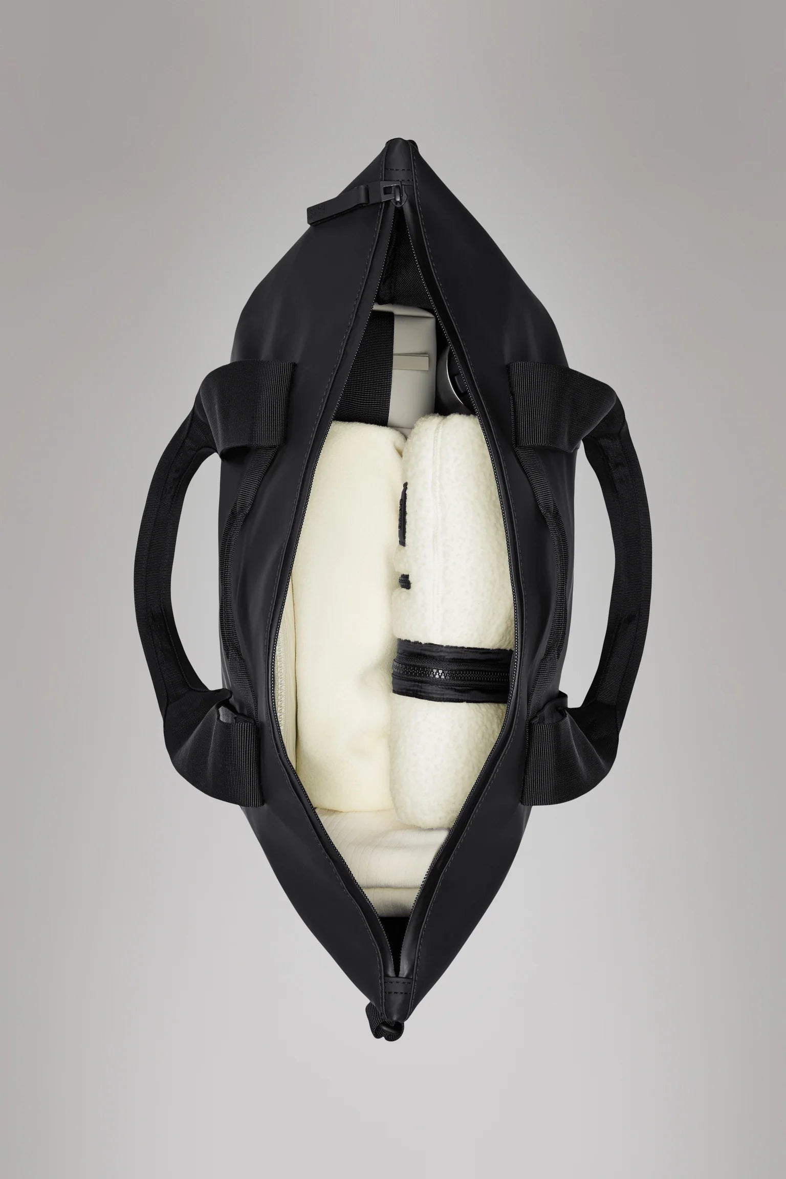 RAINS Tote Bag | Black LEO BOUTIQUE