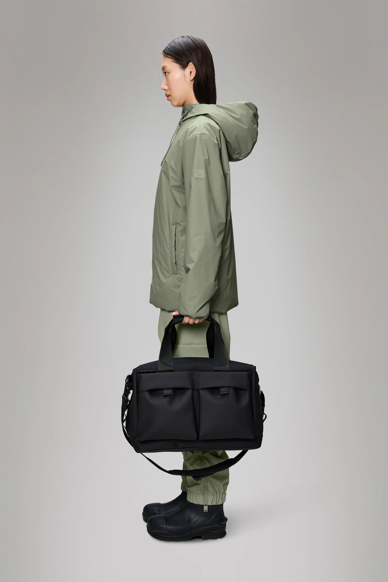 RAINS Otaru Weekend Bag | Black LEO BOUTIQUE