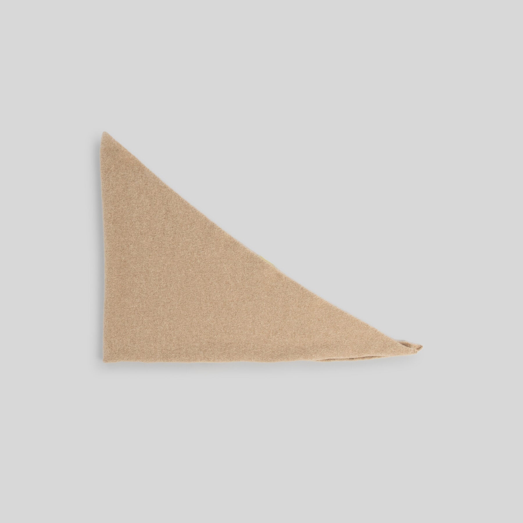 LE BONNET Knitted scarf | Sand LEO BOUTIQUE