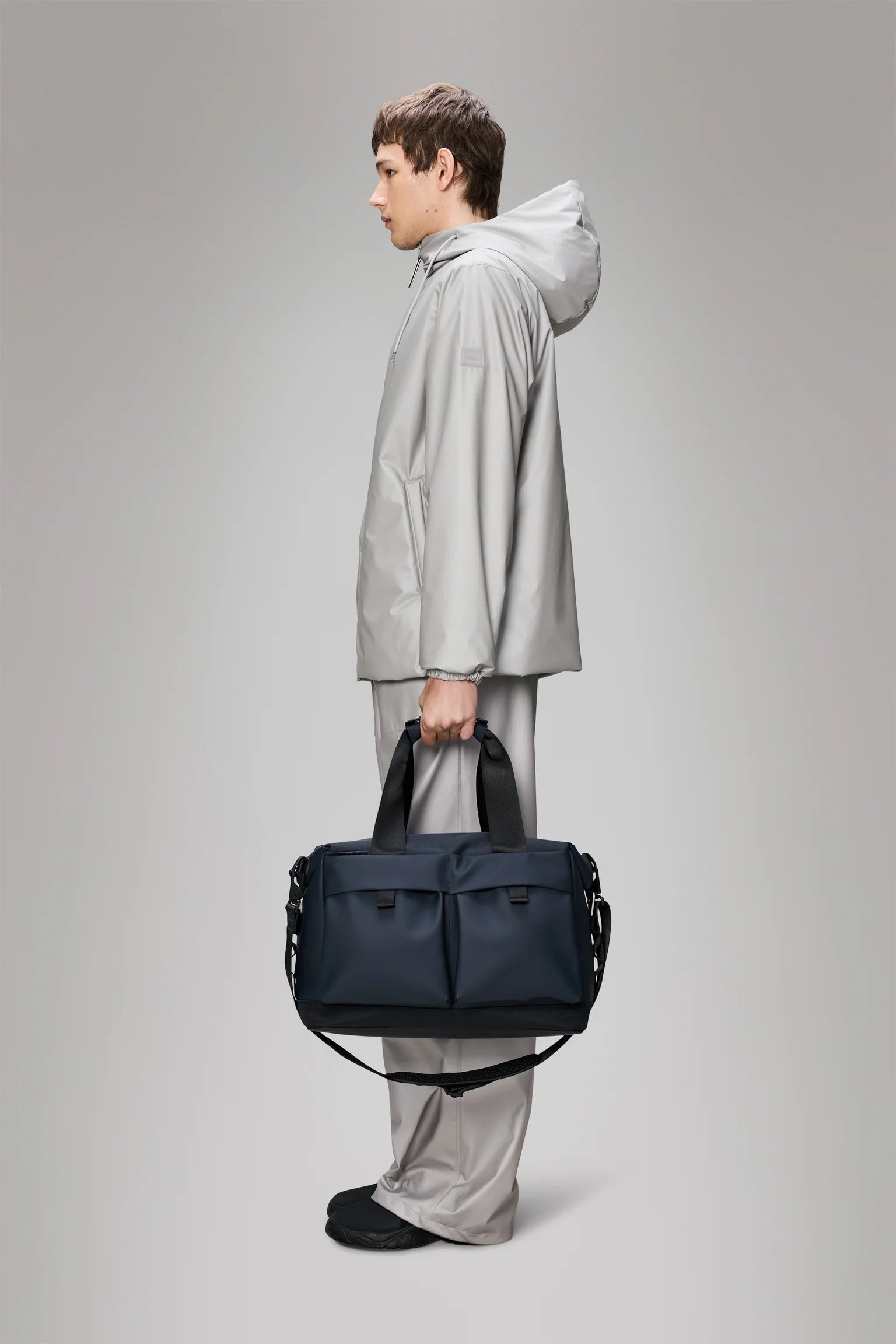RAINS Otaru Weekend Bag | Navy LEO BOUTIQUE