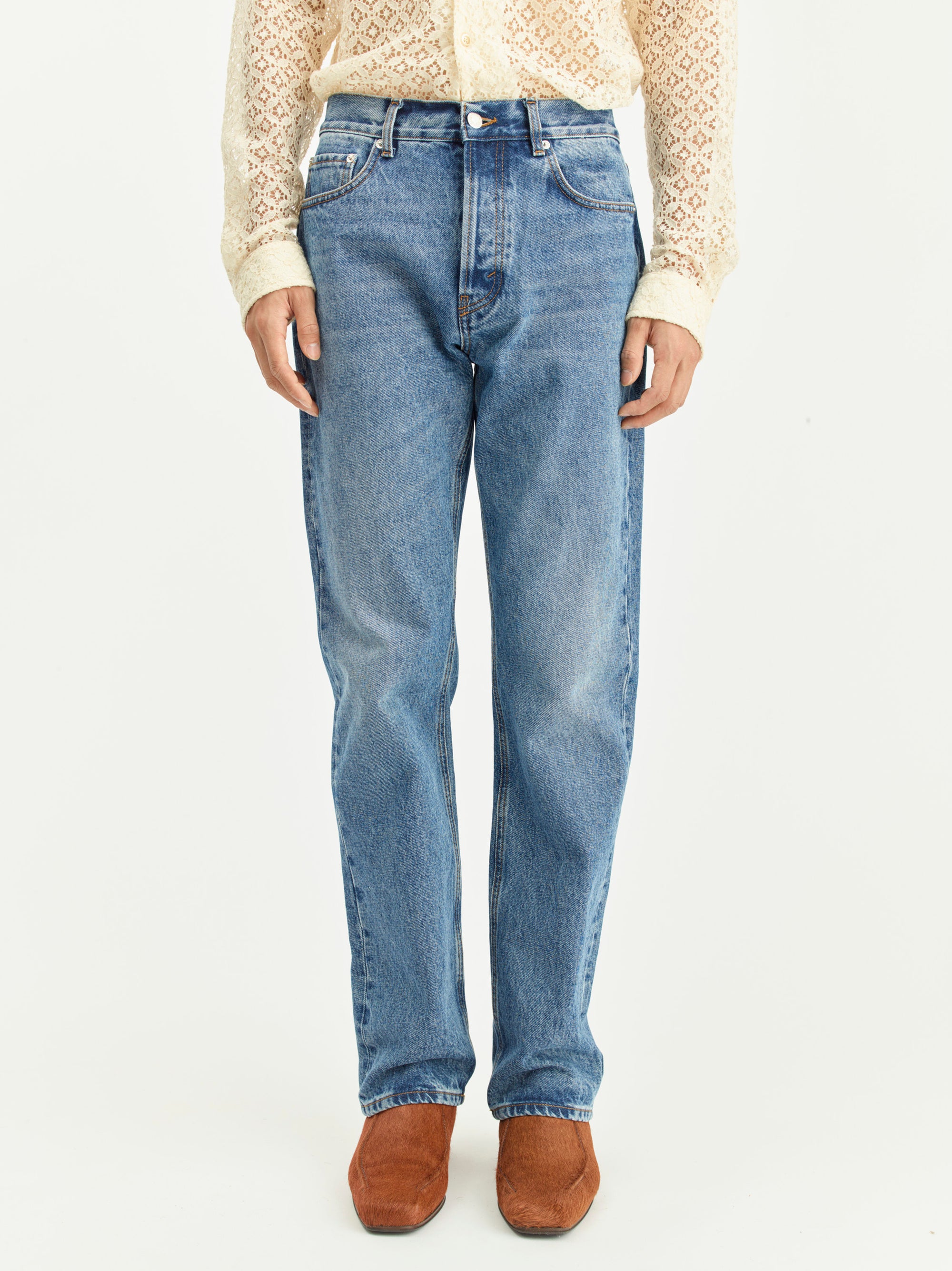 SEFR Straight Cut Jeans | Worn Wash LEO BOUTIQUE