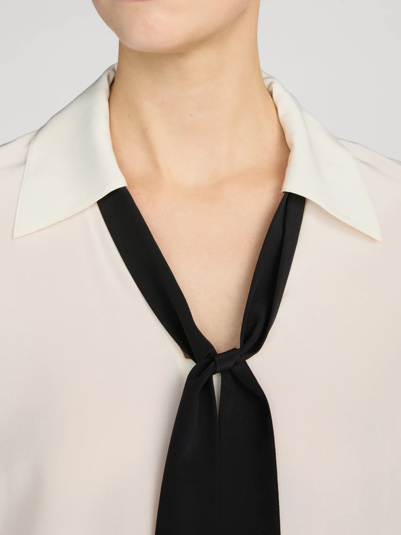 LEO BOUTIQUE The Contrast Tie Shirt | Cream FRAME DENIM