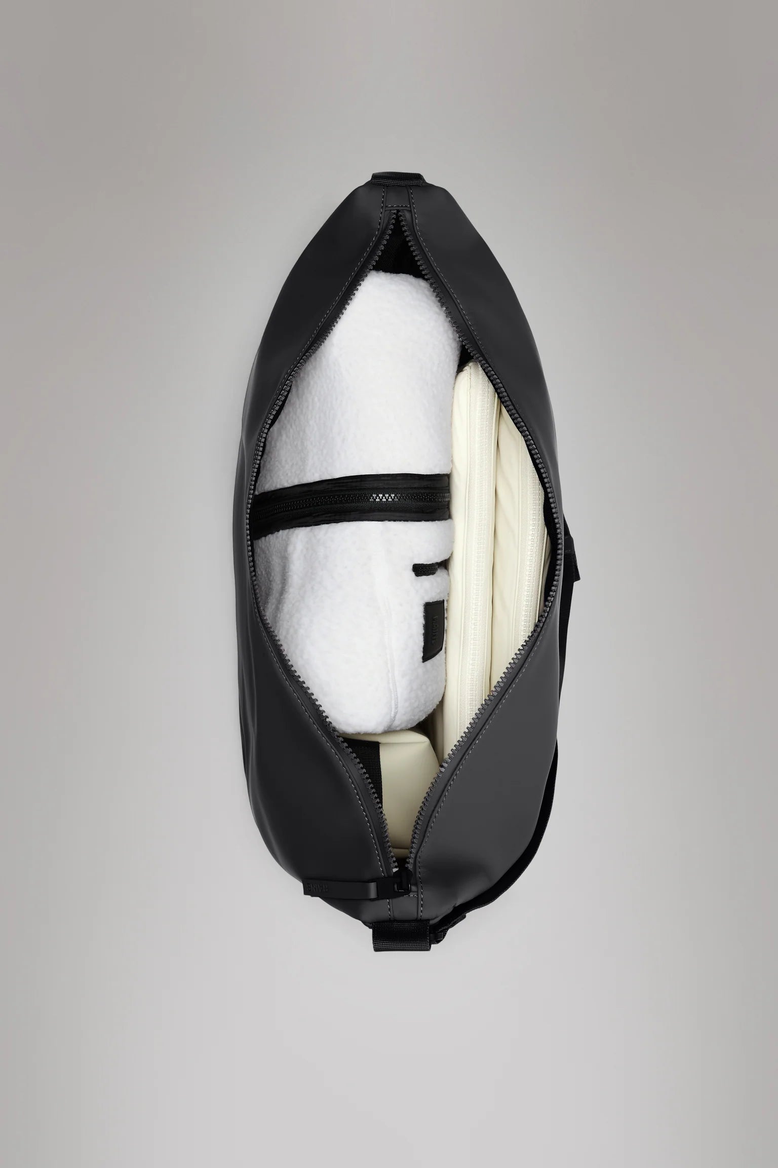 RAINS Valera Shouler Bag Large | Black LEO BOUTIQUE