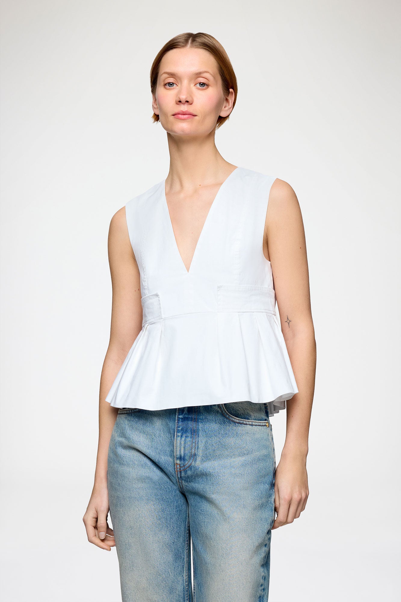 LEO BOUTIQUE Stretch Cotton V-Neck Pocket Blouse | White GANNI