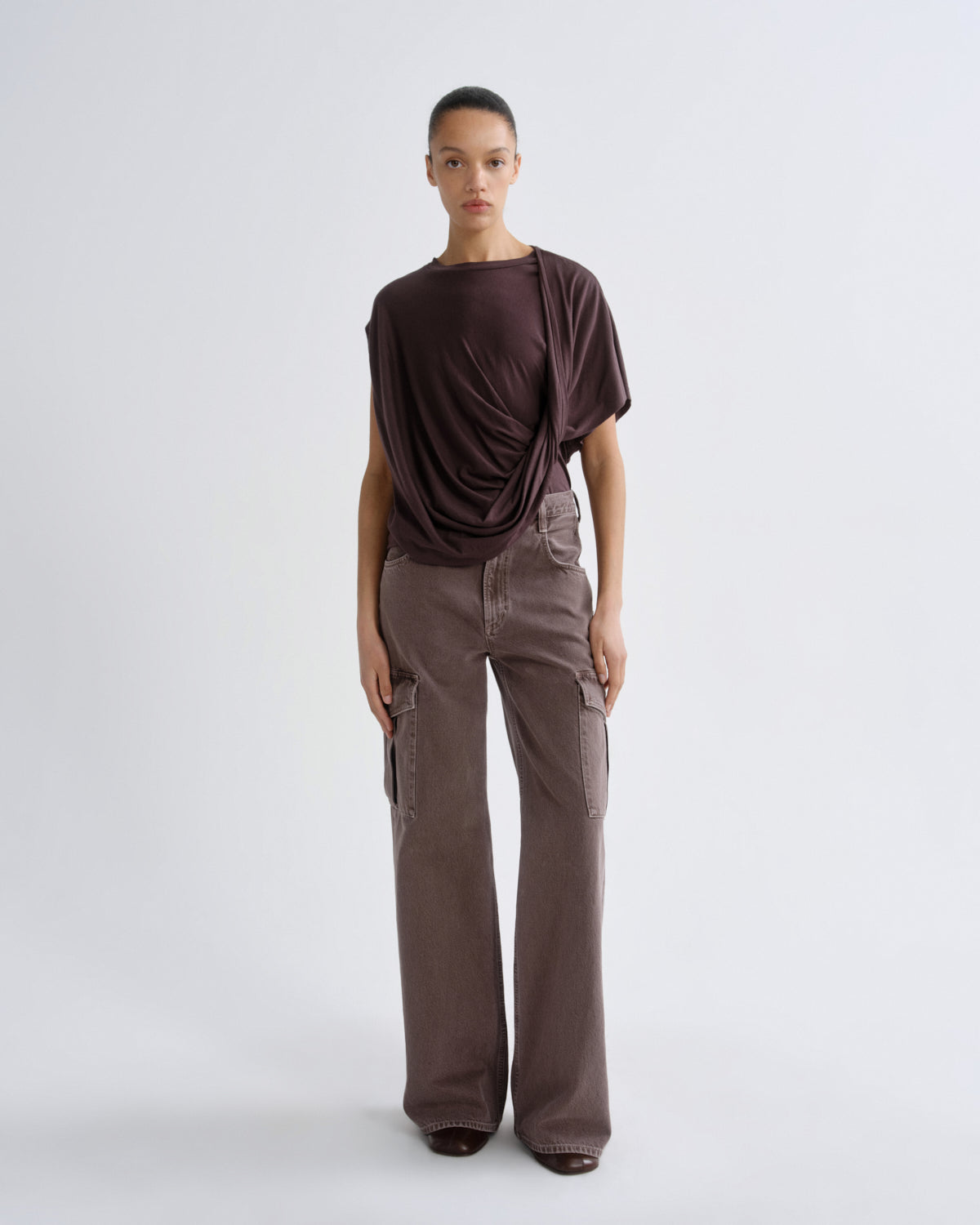 LEO BOUTIQUE Milena Twist Tee | Raisin AGOLDE
