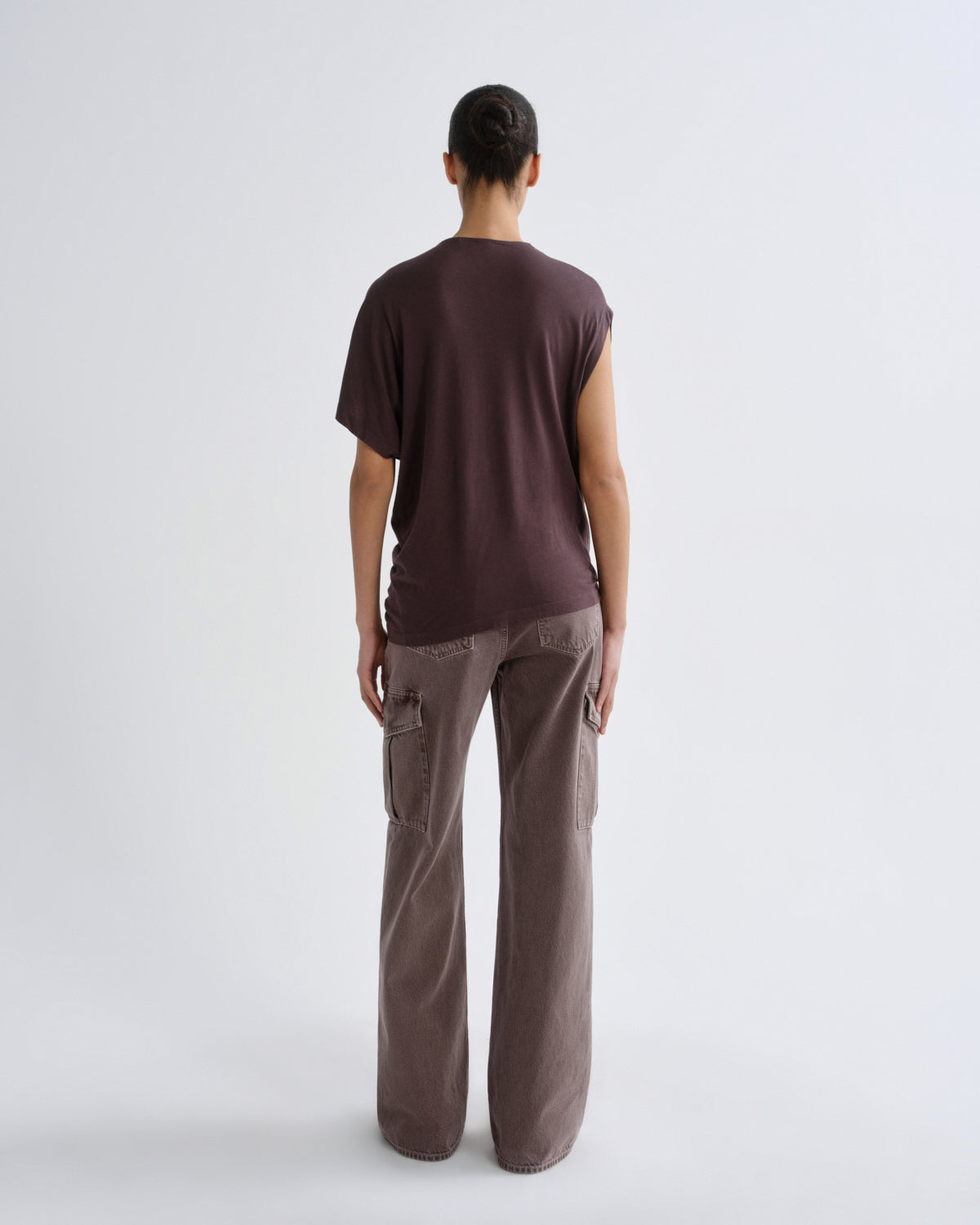 LEO BOUTIQUE Milena Twist Tee | Raisin AGOLDE