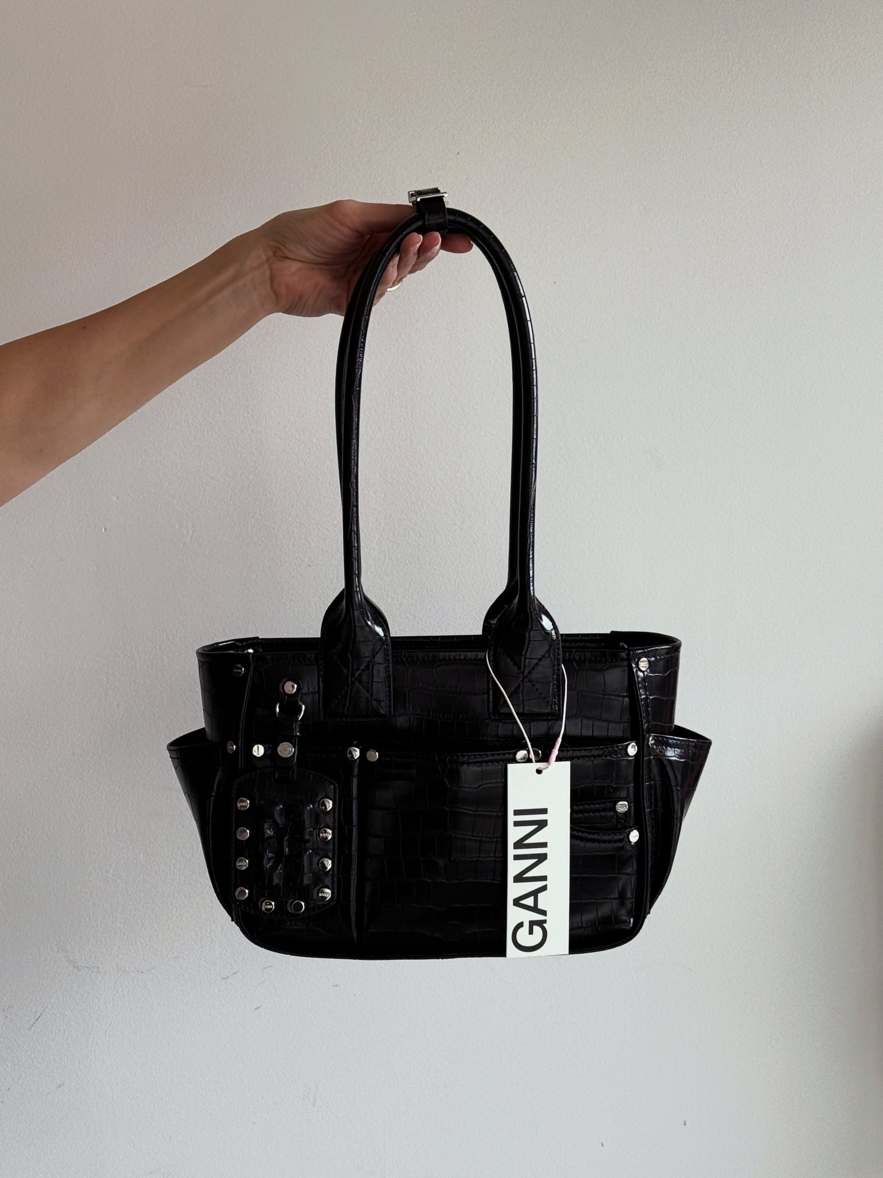 LEO BOUTIQUE Posy Small Croco Bag | Black GANNI