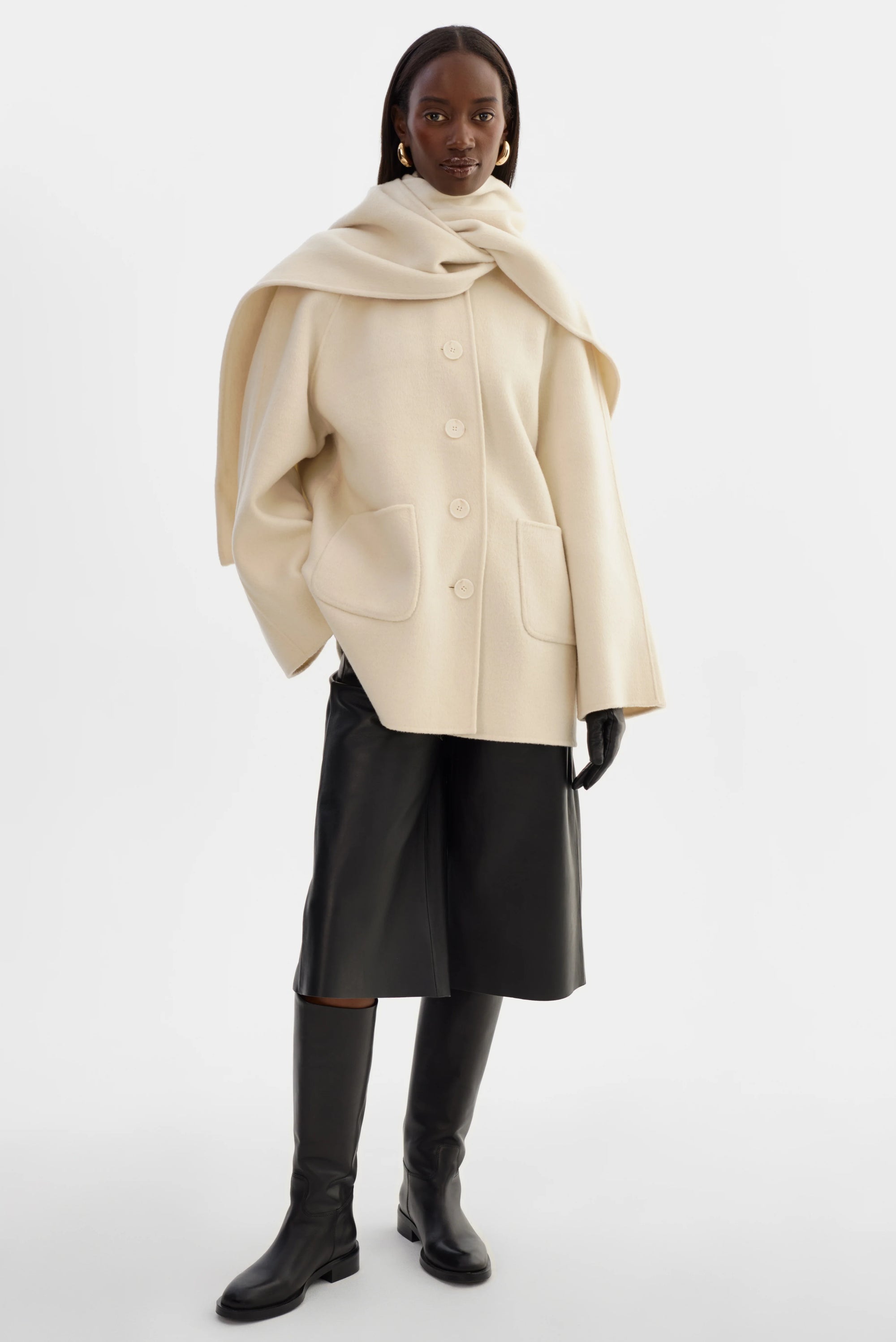 LEO BOUTIQUE Anca Scarf Coat | Winter White LAMARQUE