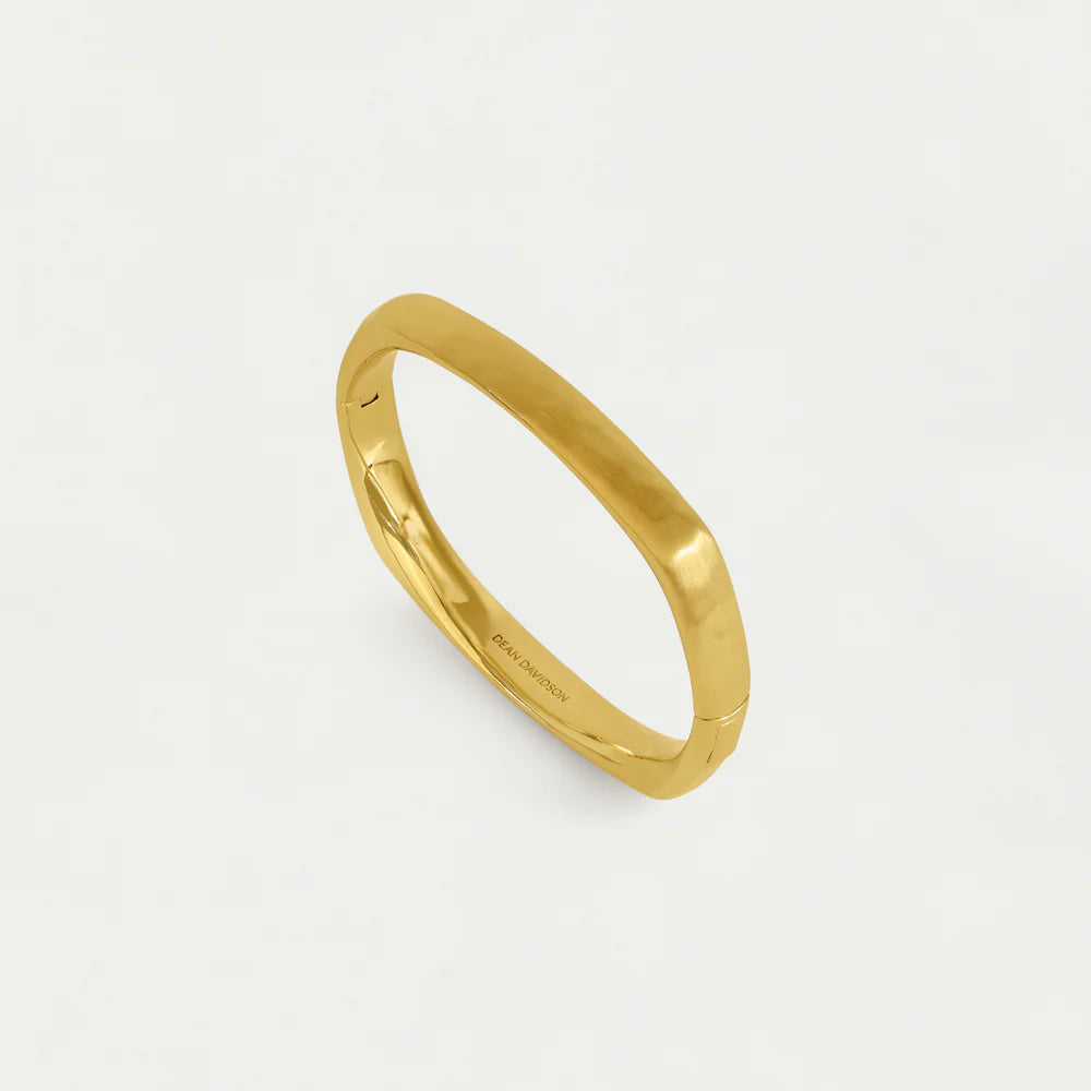 LEO BOUTIQUE Mara Hinged Bangle | Gold DEAN DAVIDSON